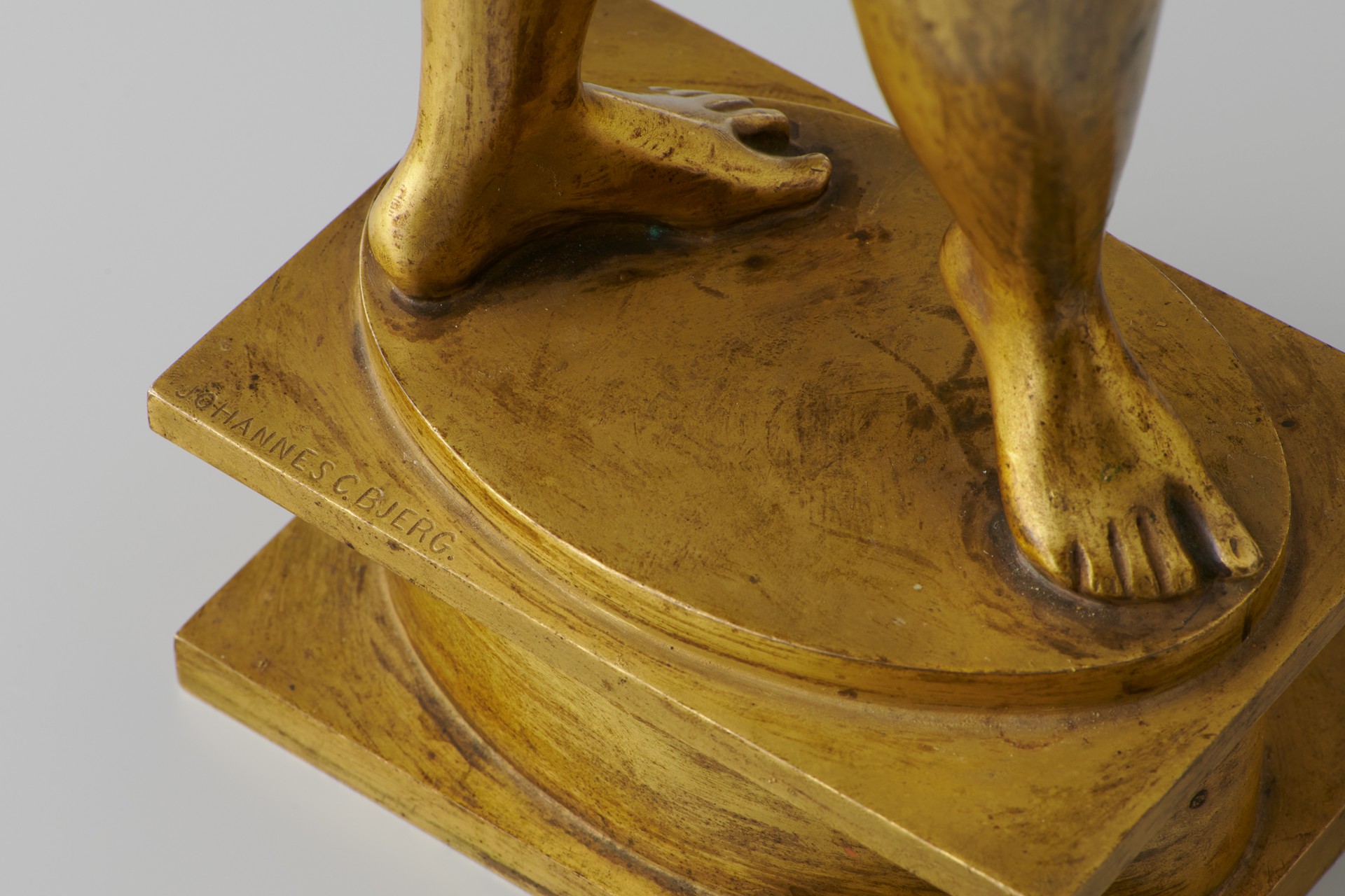 'Woman with Snakes' Sculpture image 6