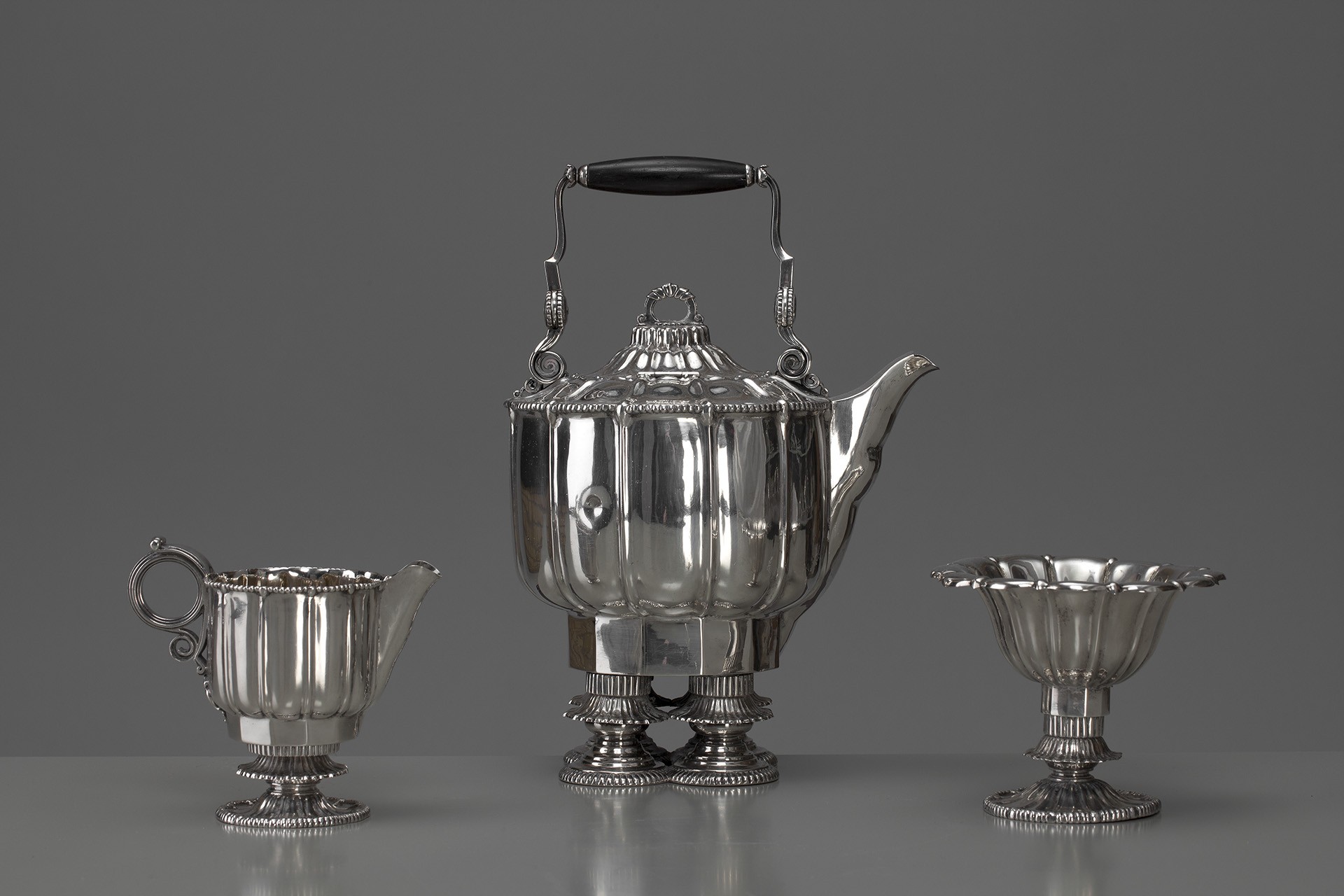 Footed Tea Set