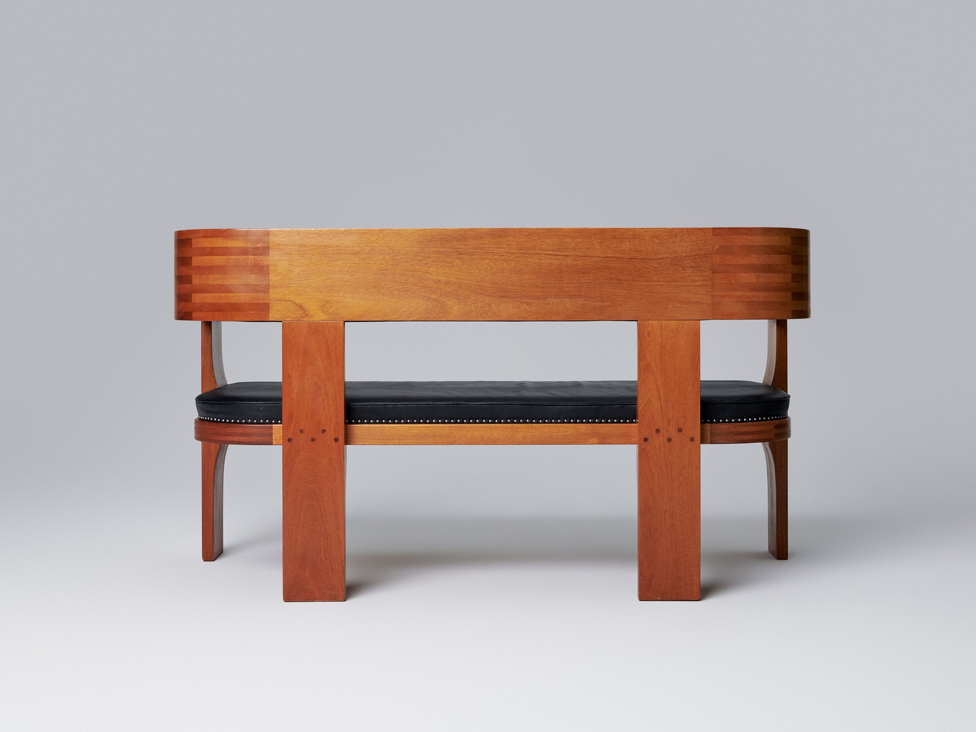 Sofa image 3