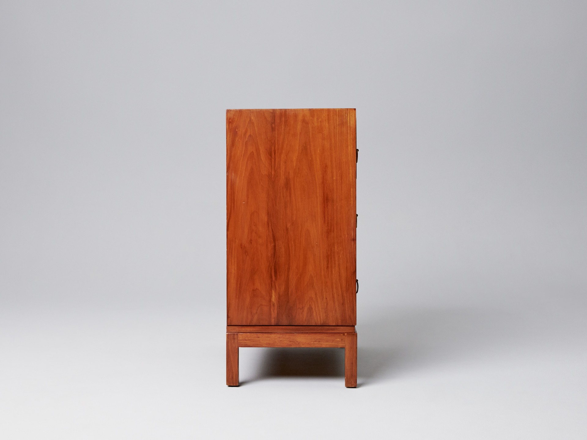 Chest of Drawers image 3