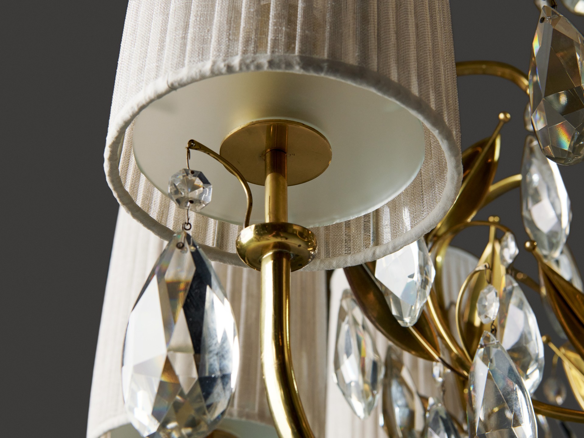 Chandelier image 13