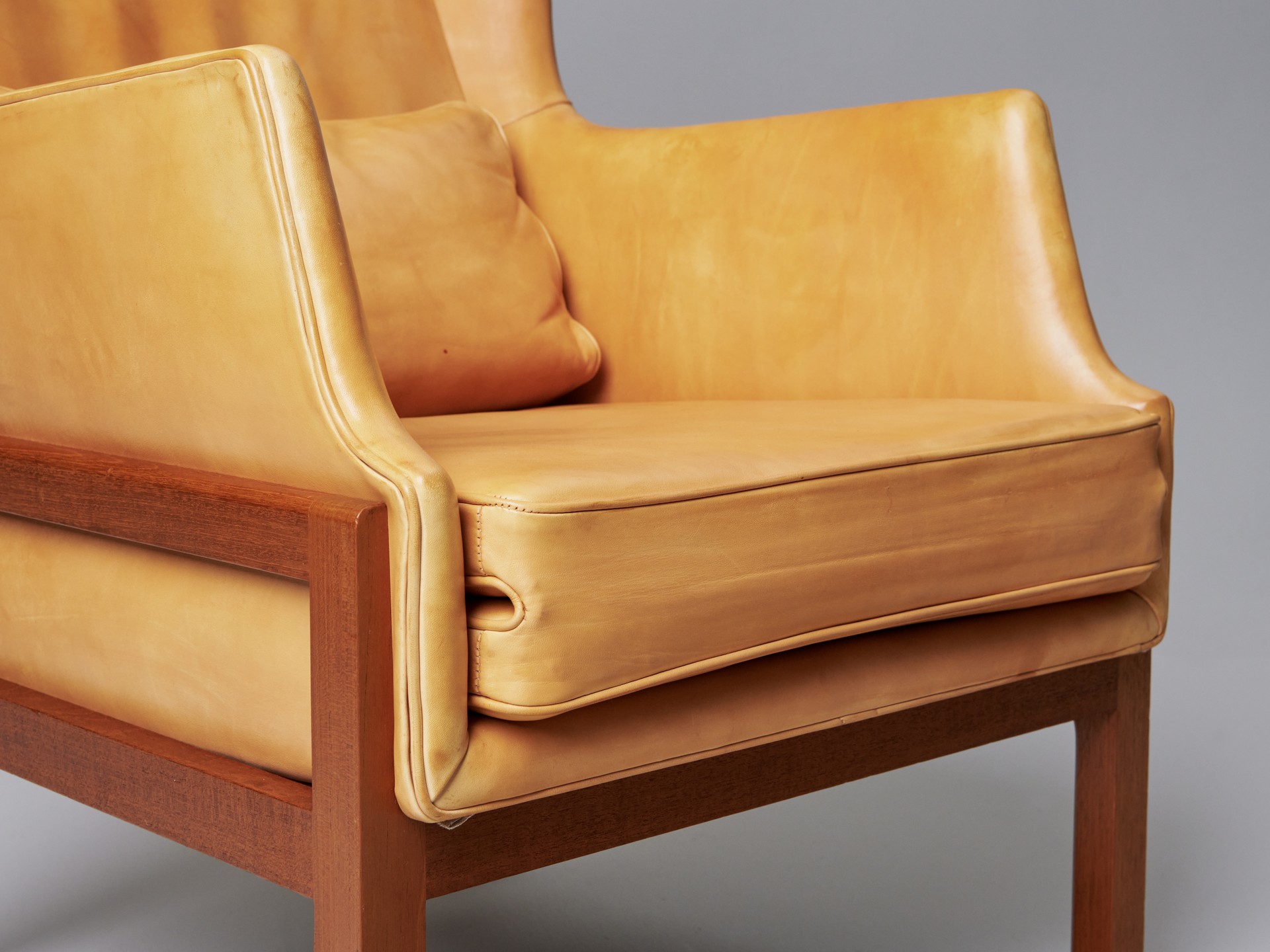 Armchair with Ottoman image 11