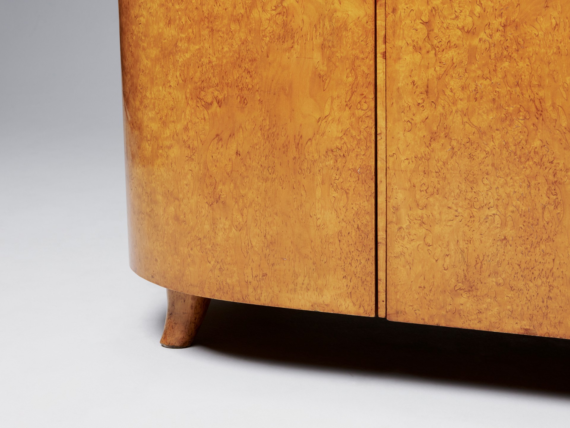 Cabinet image 7