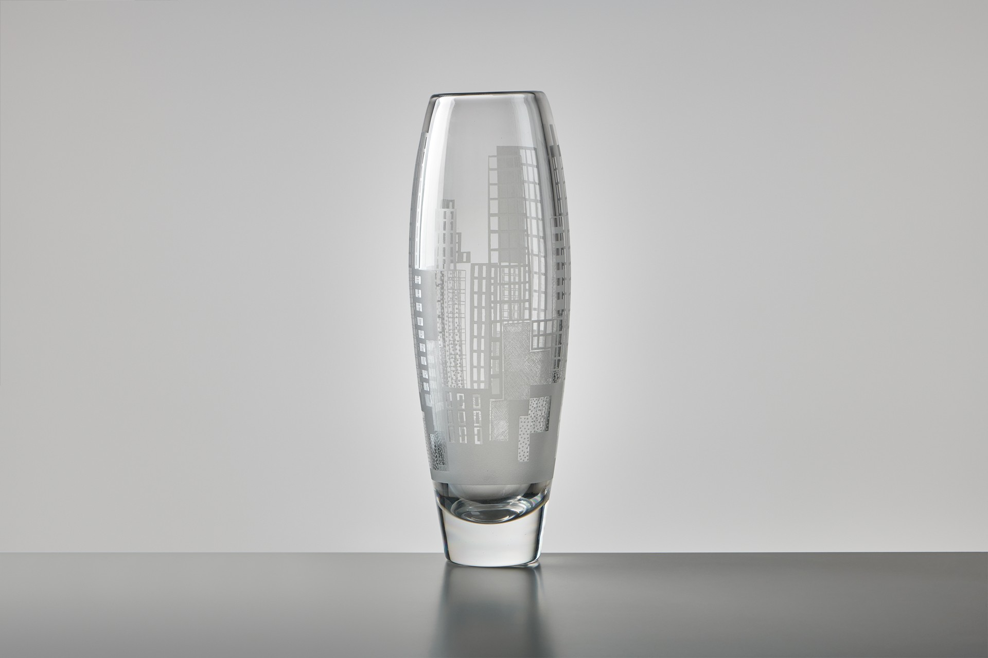 'Manhattan' Vase image 2