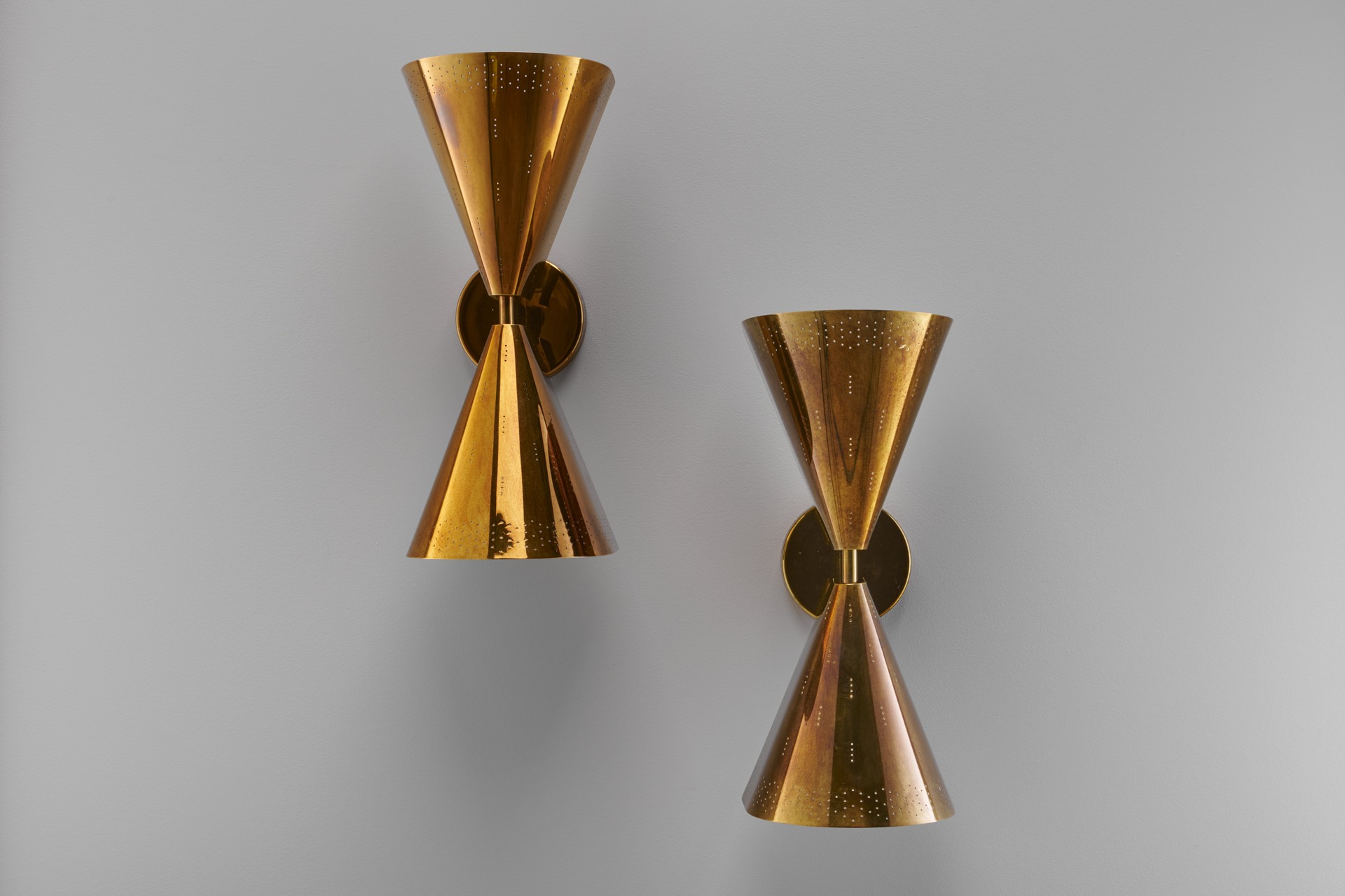 Pair of Wall Lamps image 4