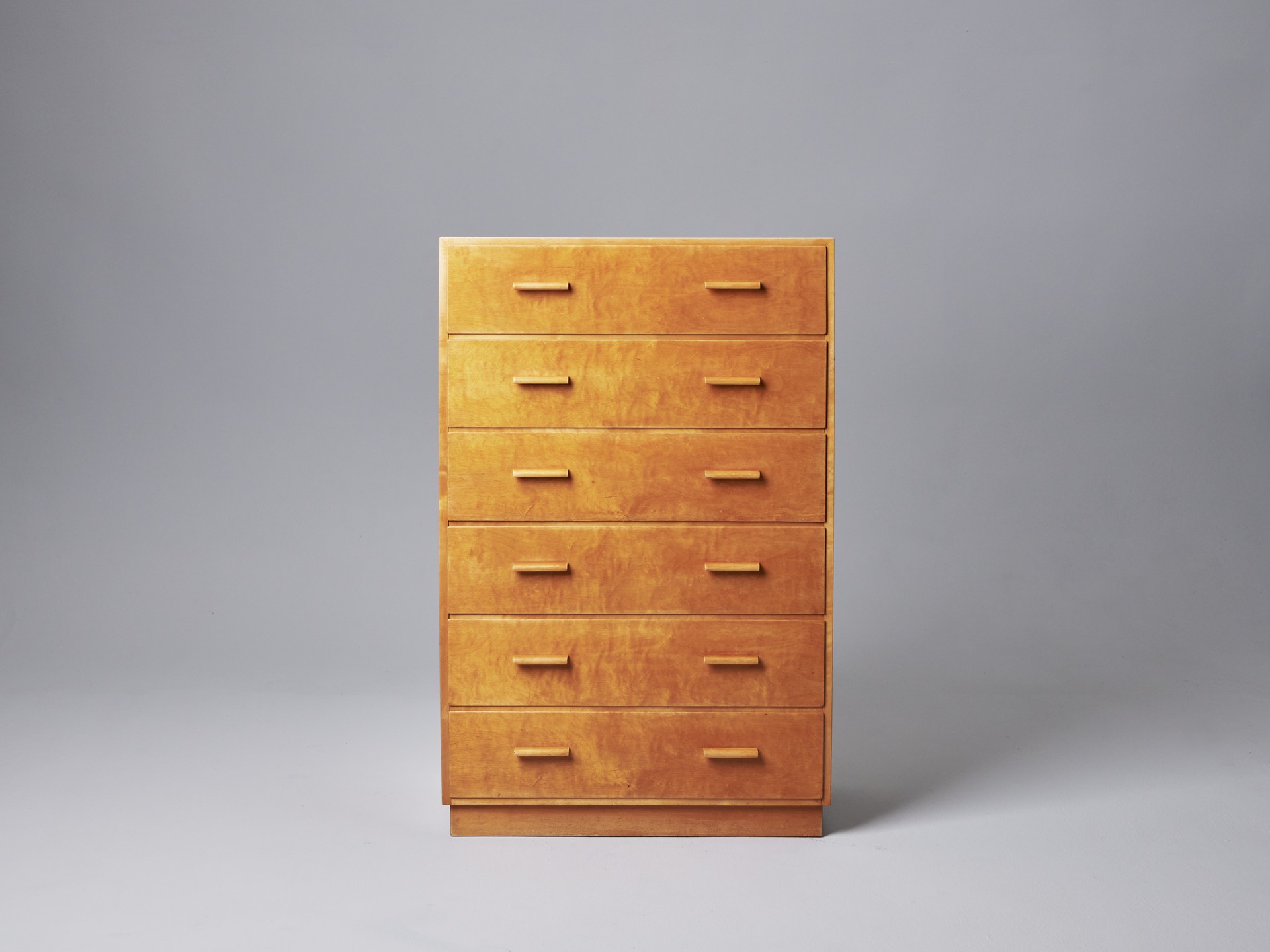 Chest of Drawers image 2