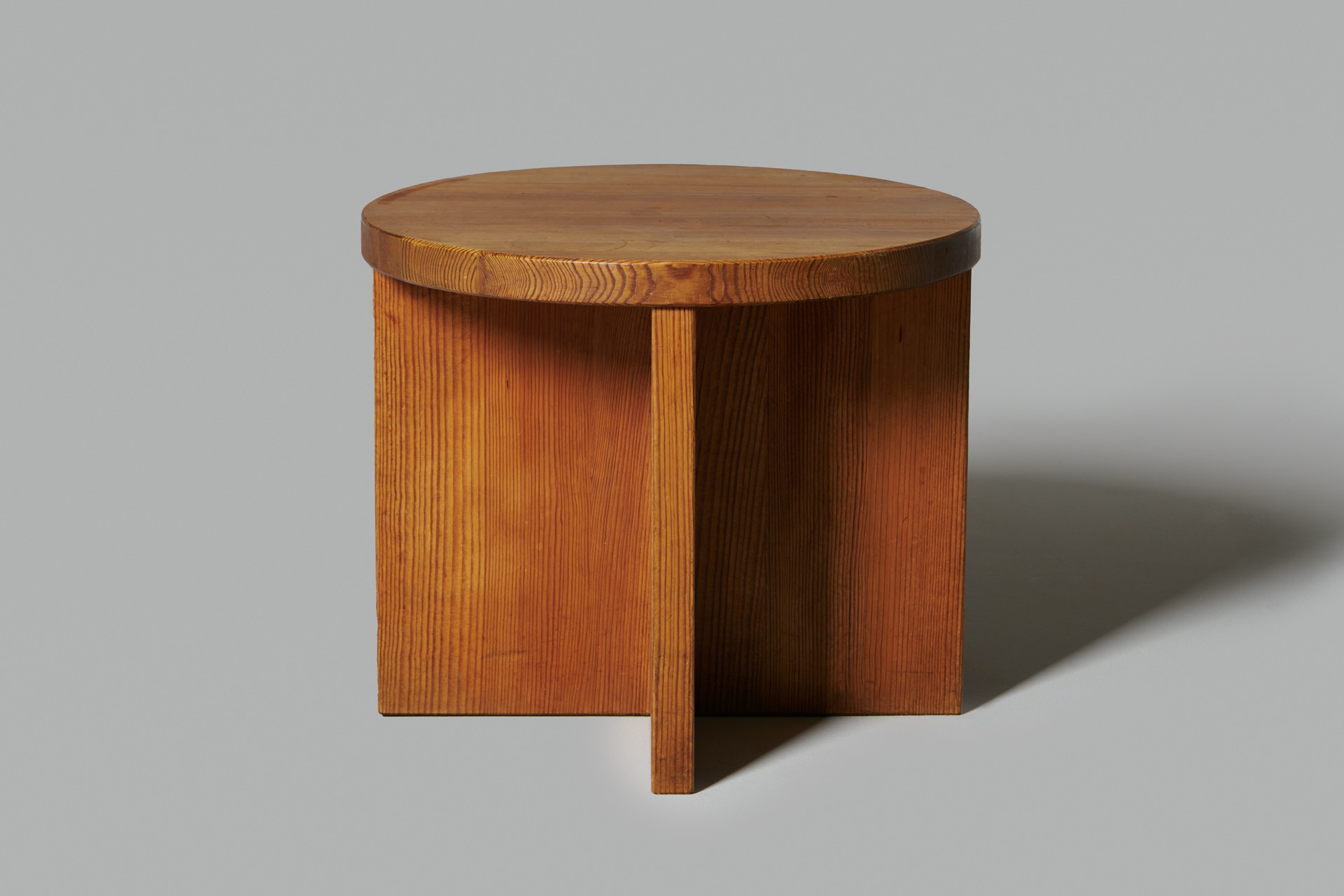 ”Lovö” Table image 2