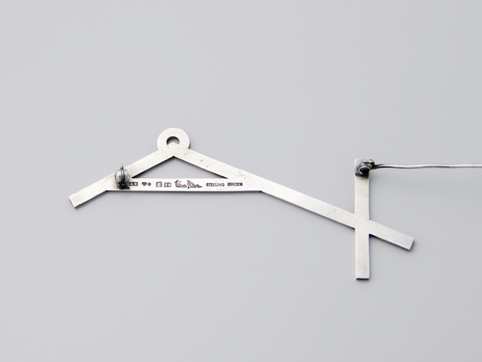 Brooch Monogram 'IÅ' image 2