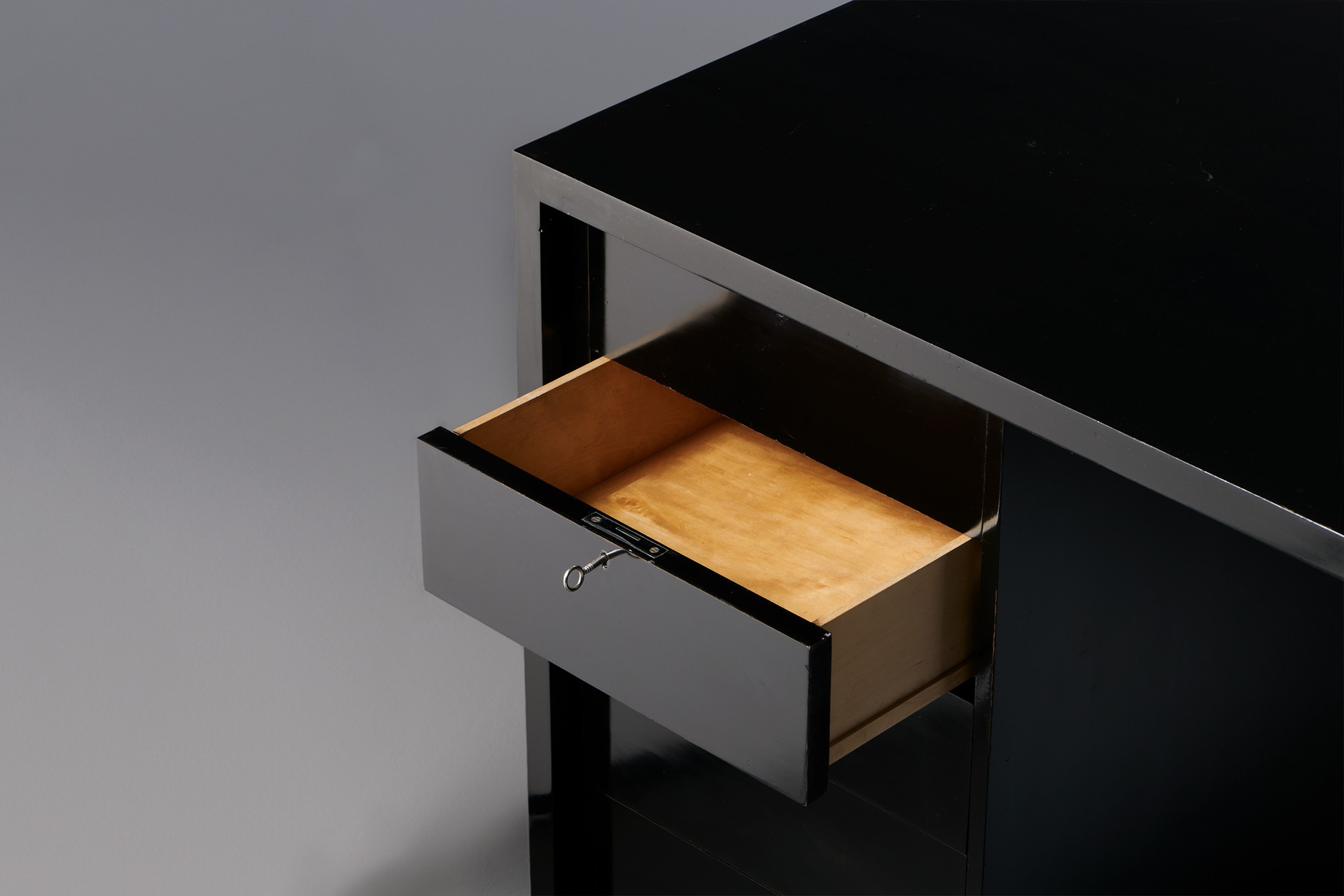 Rare Desk image 4