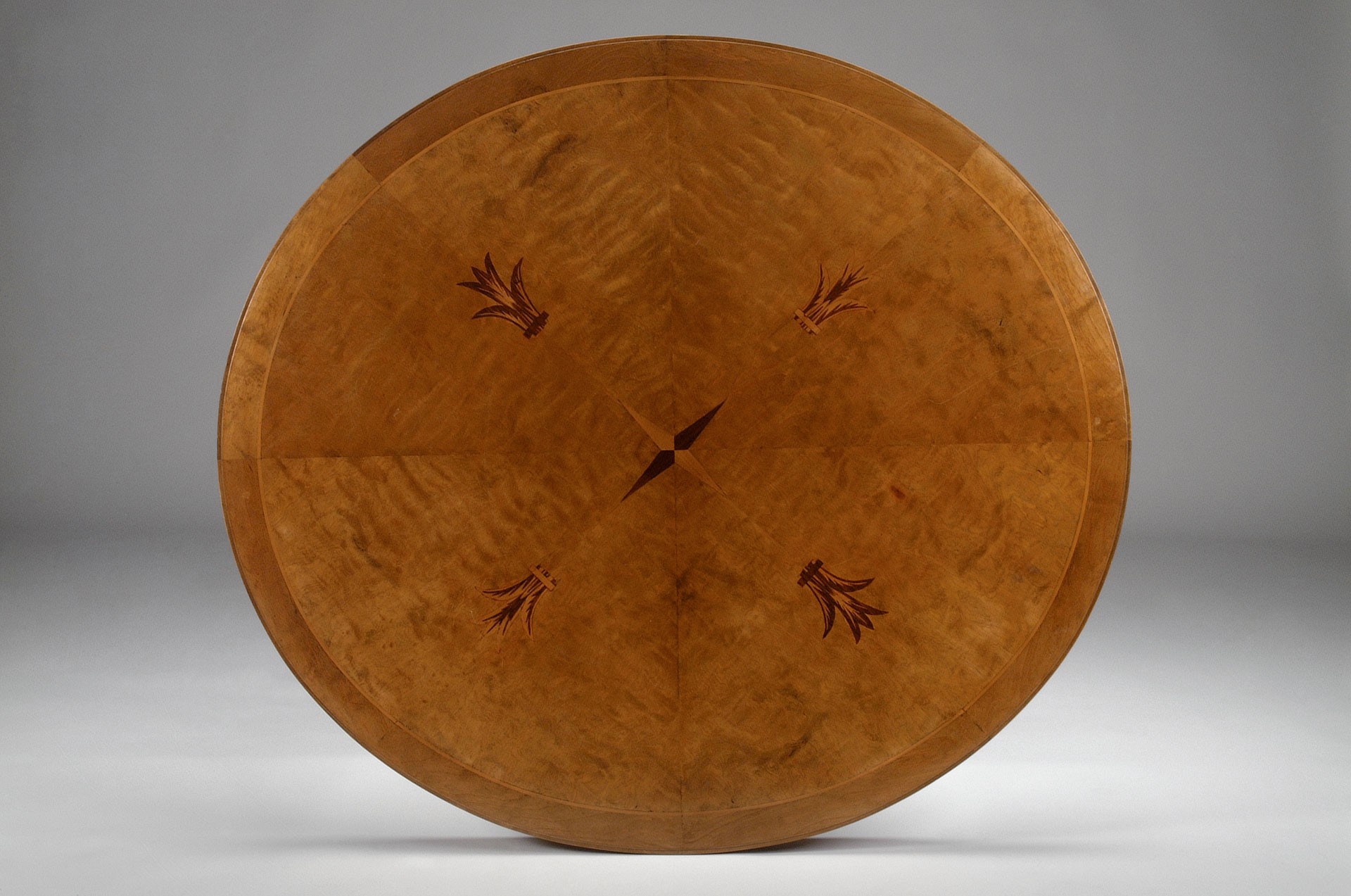 Dining Table image 2