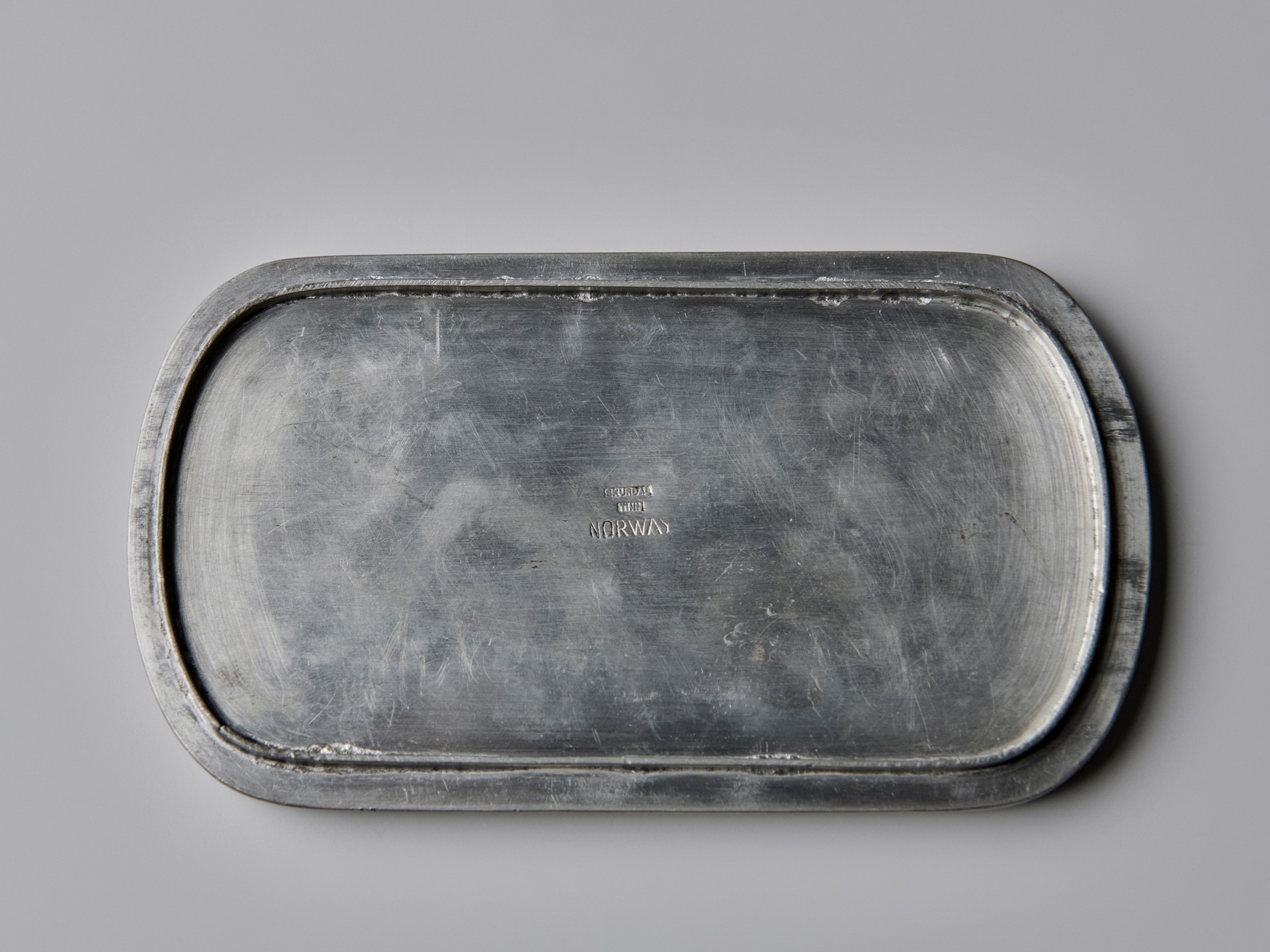 Norwegian Pewter Box with Cover image 5