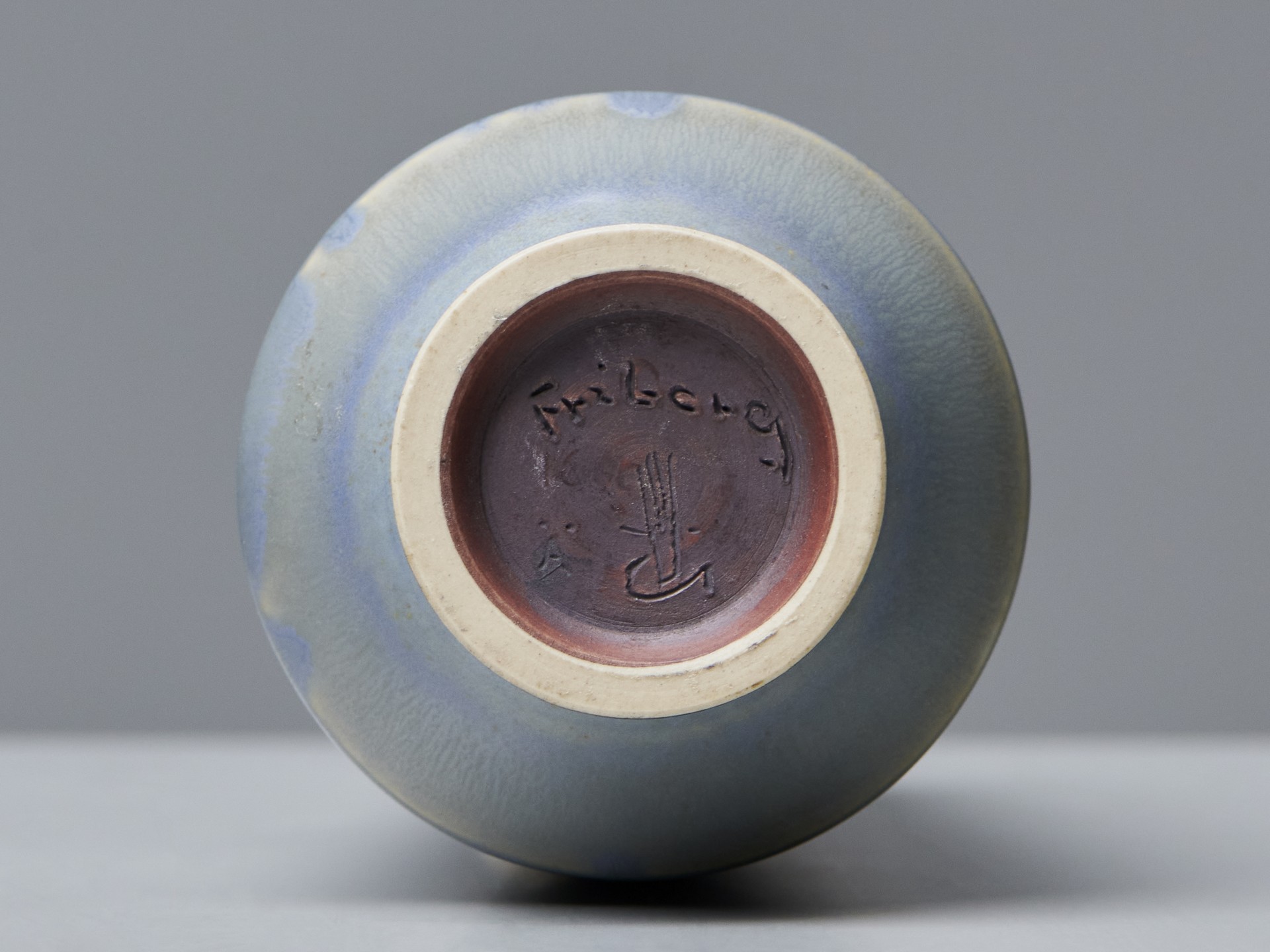 Vase image 7
