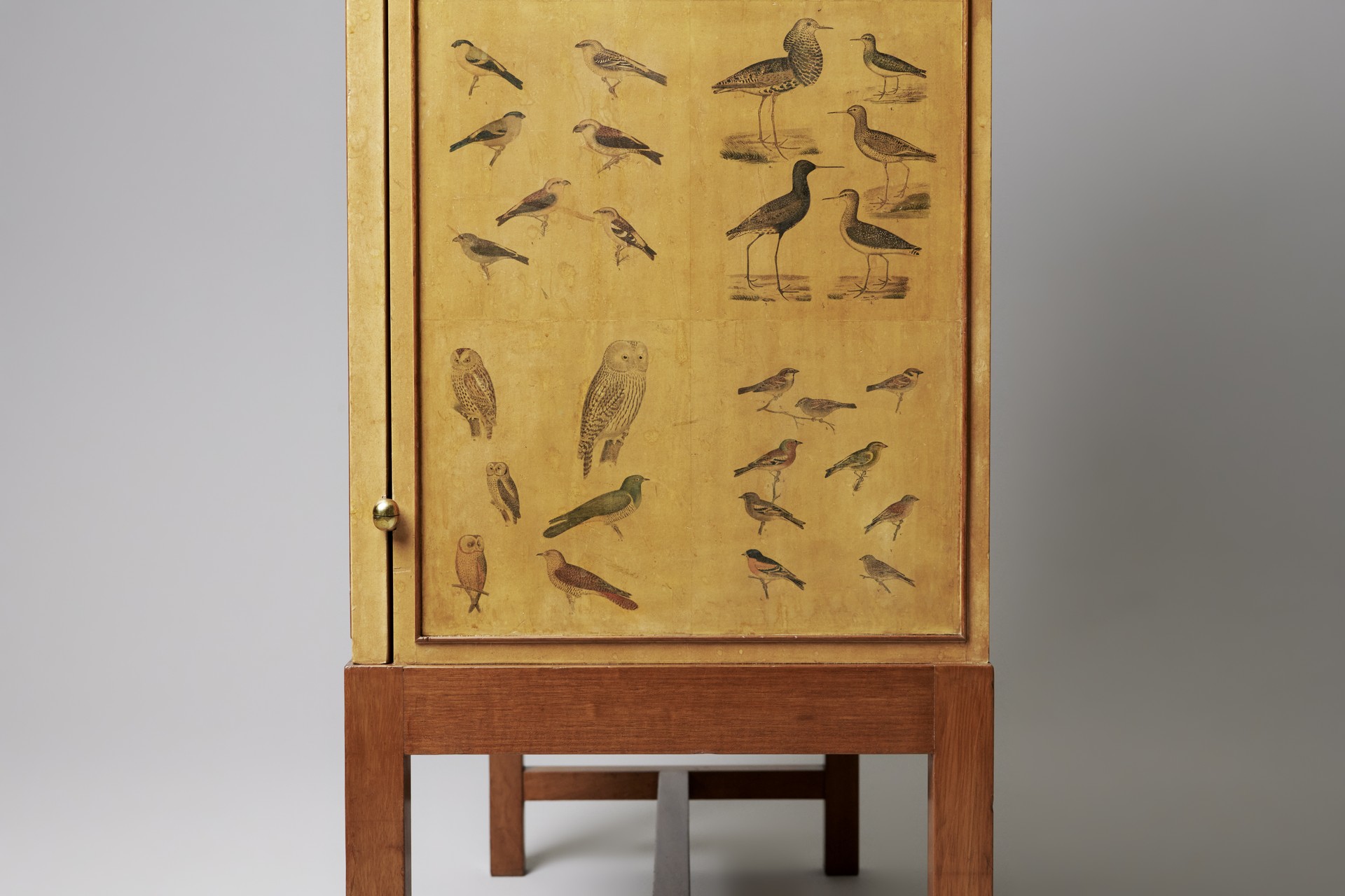 'Bird' Cabinet image 15