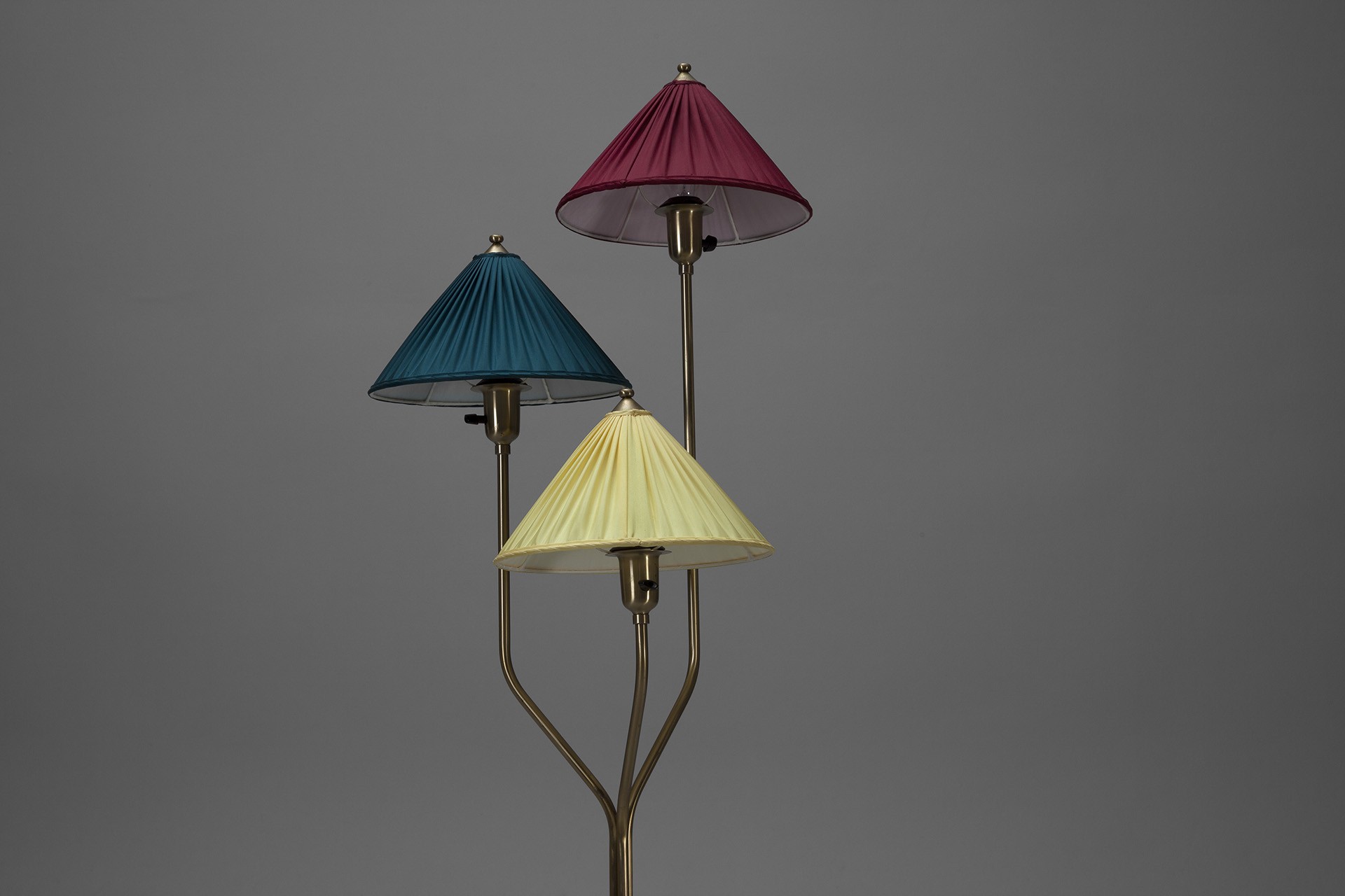 China Hat Floor Lamp image 3