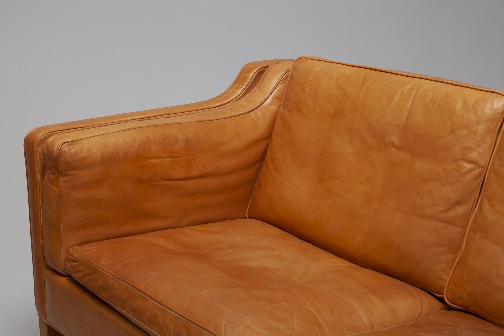 Pair of Sofas, Model no. 2212 image 6