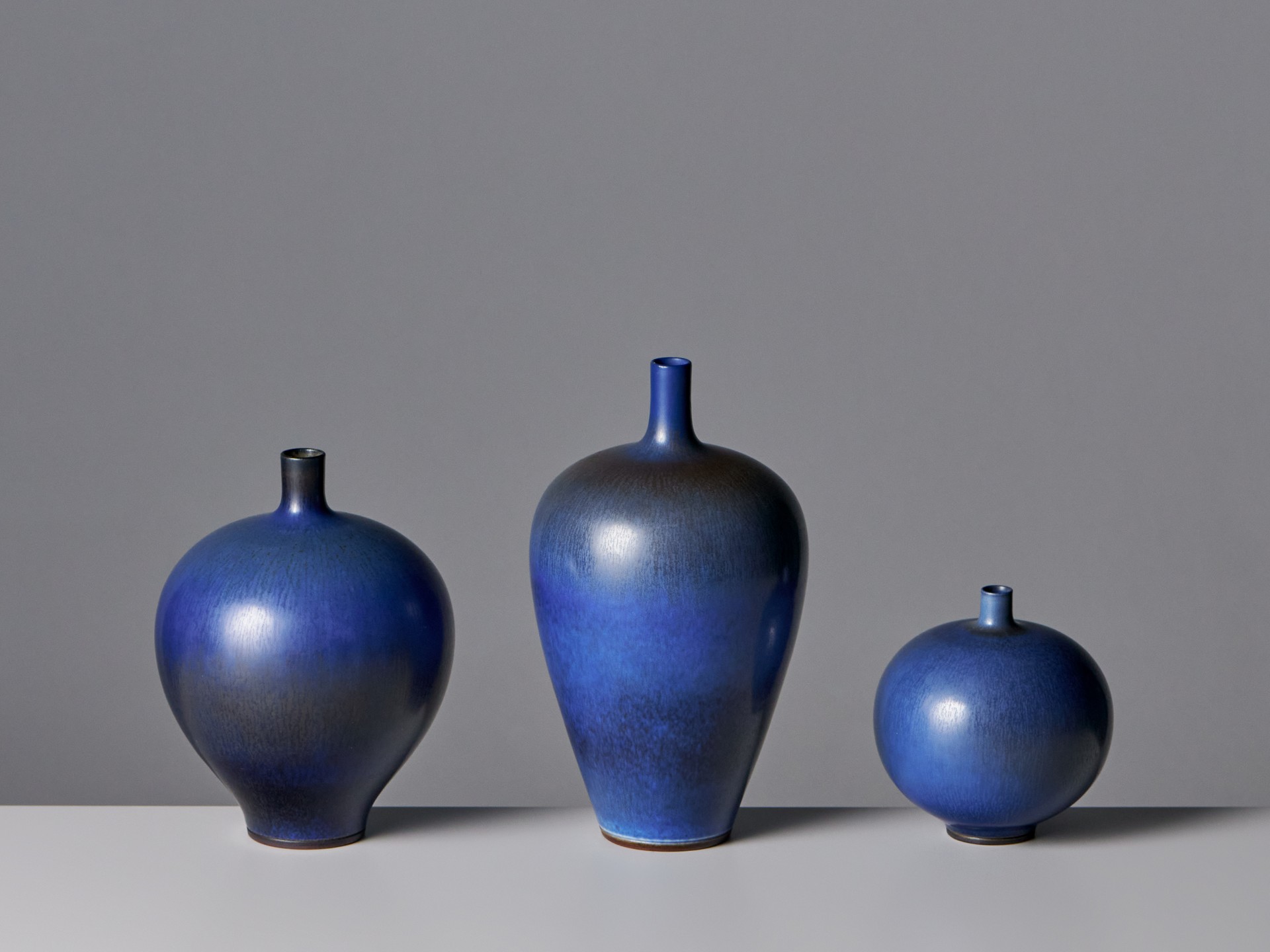 Set of Three Vases image 3