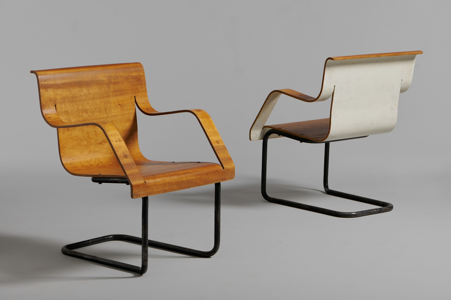Rare Cantelivered Armchair, Model no. 26 image 10