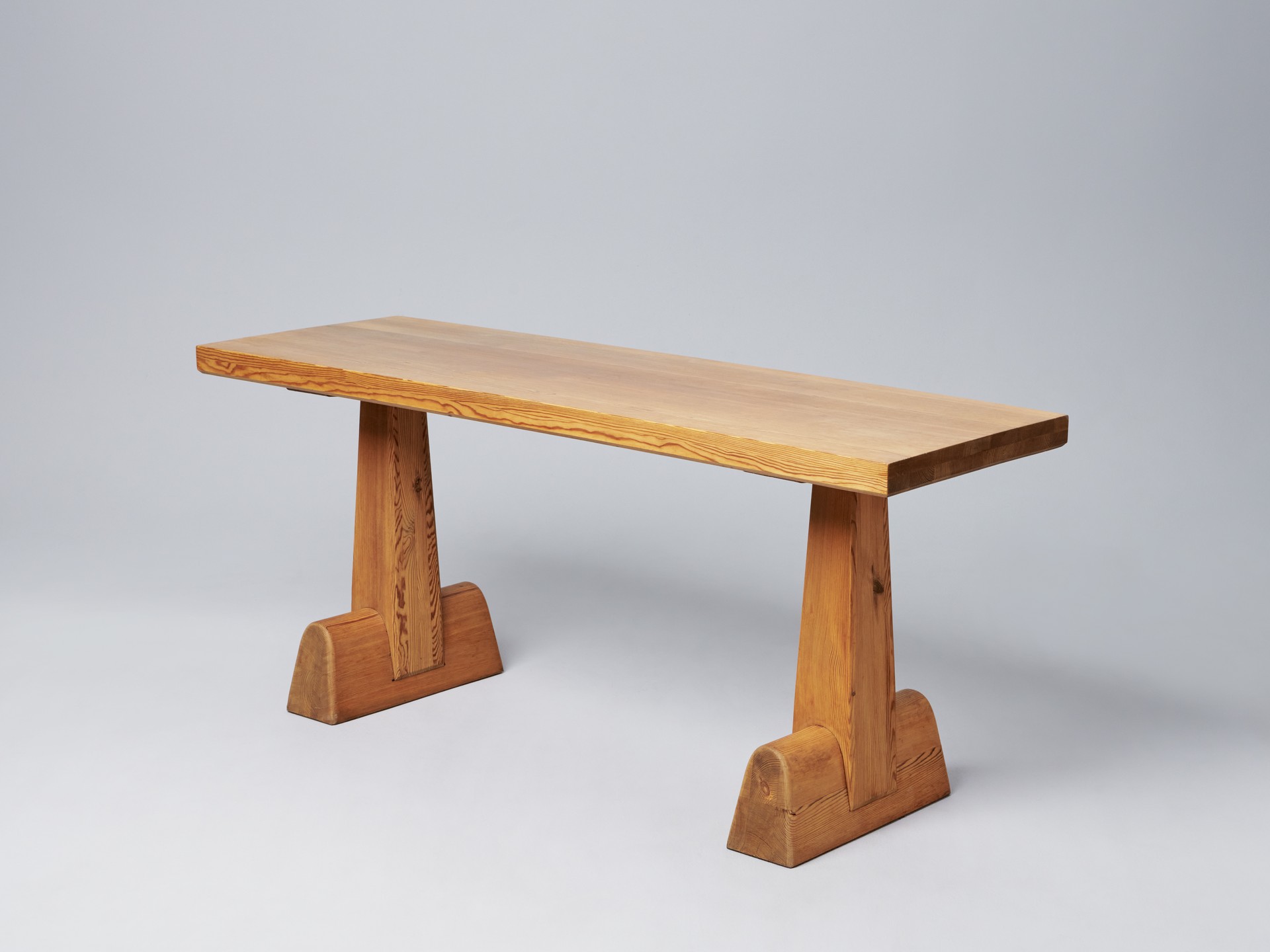 'Utö' Table image 4