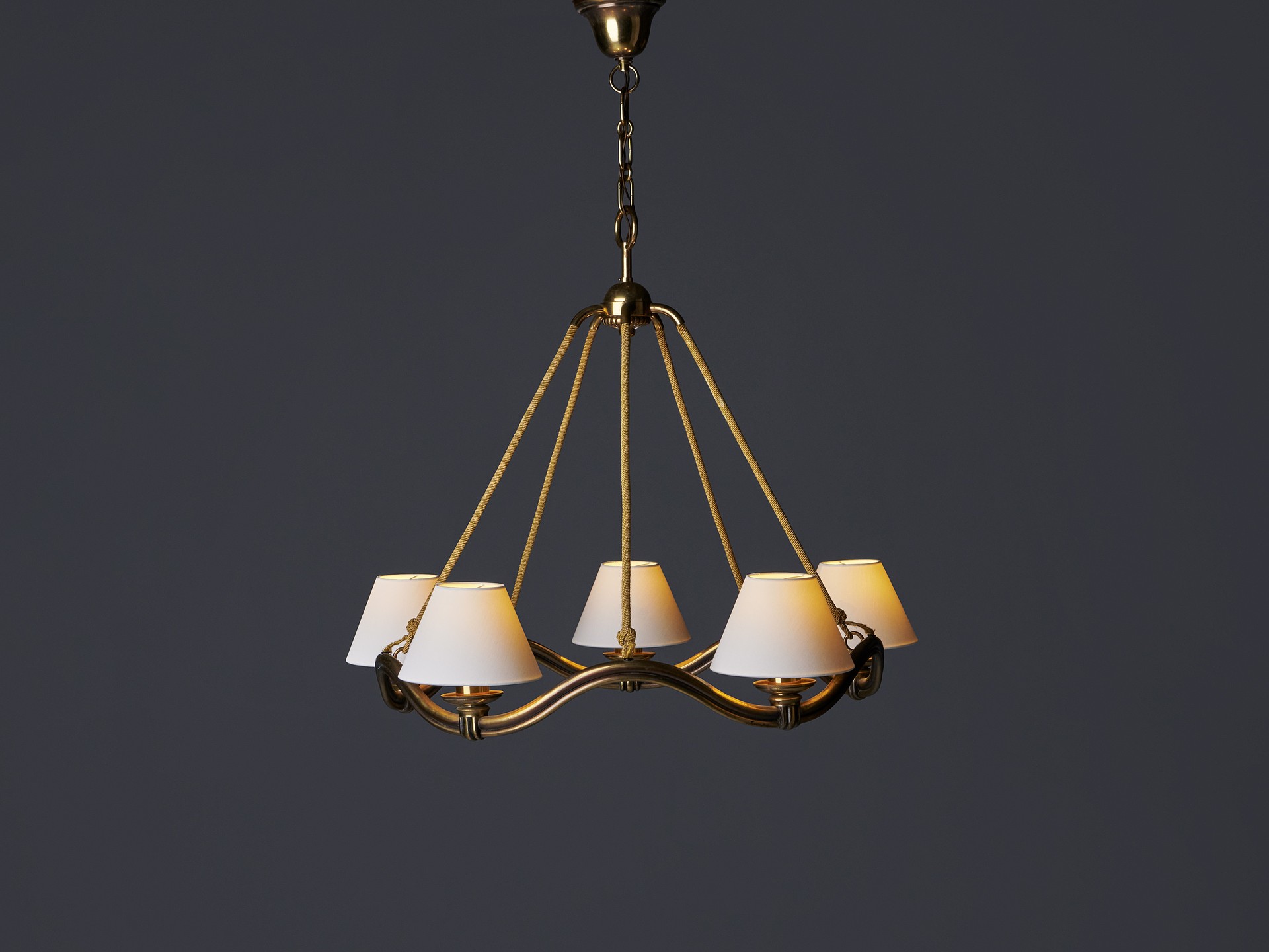 Chandelier image 3