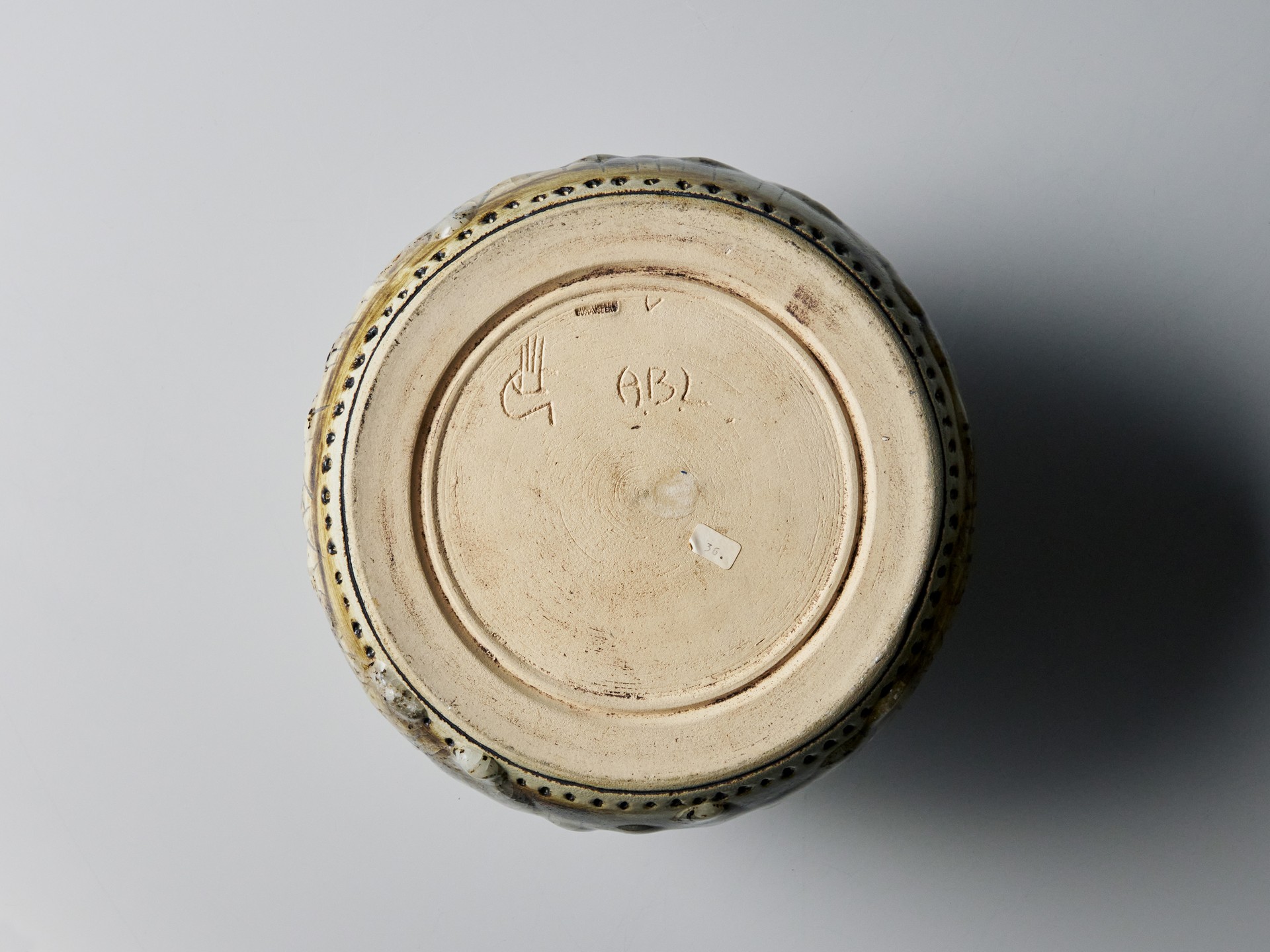 Vase image 9