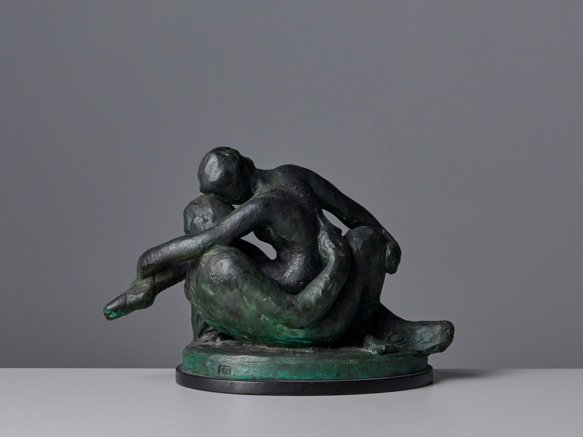 Sculpture 'Love Group' image 2
