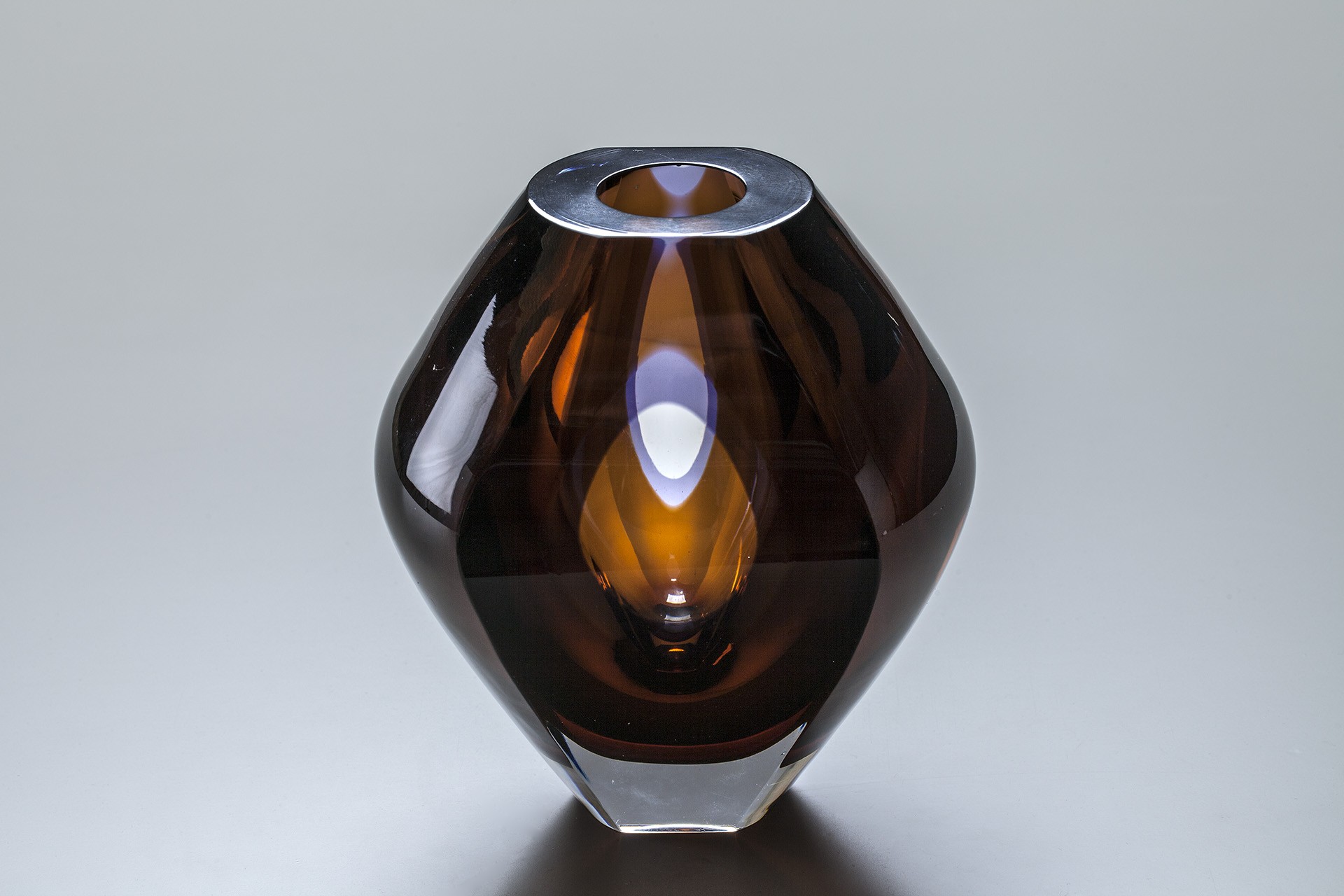 "Ventana" Vase image 2