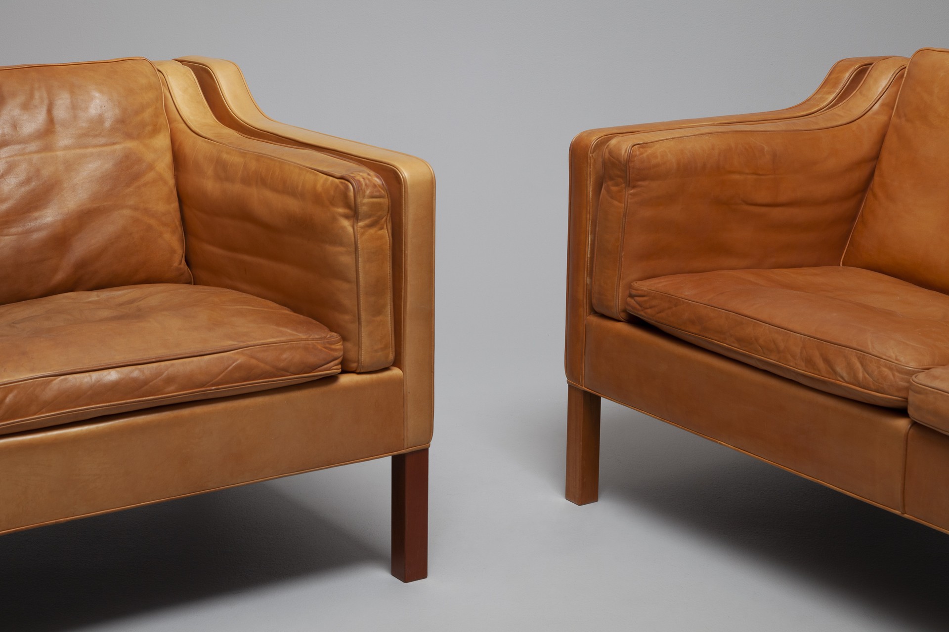 Pair of Sofas, Model no. 2212 image 4
