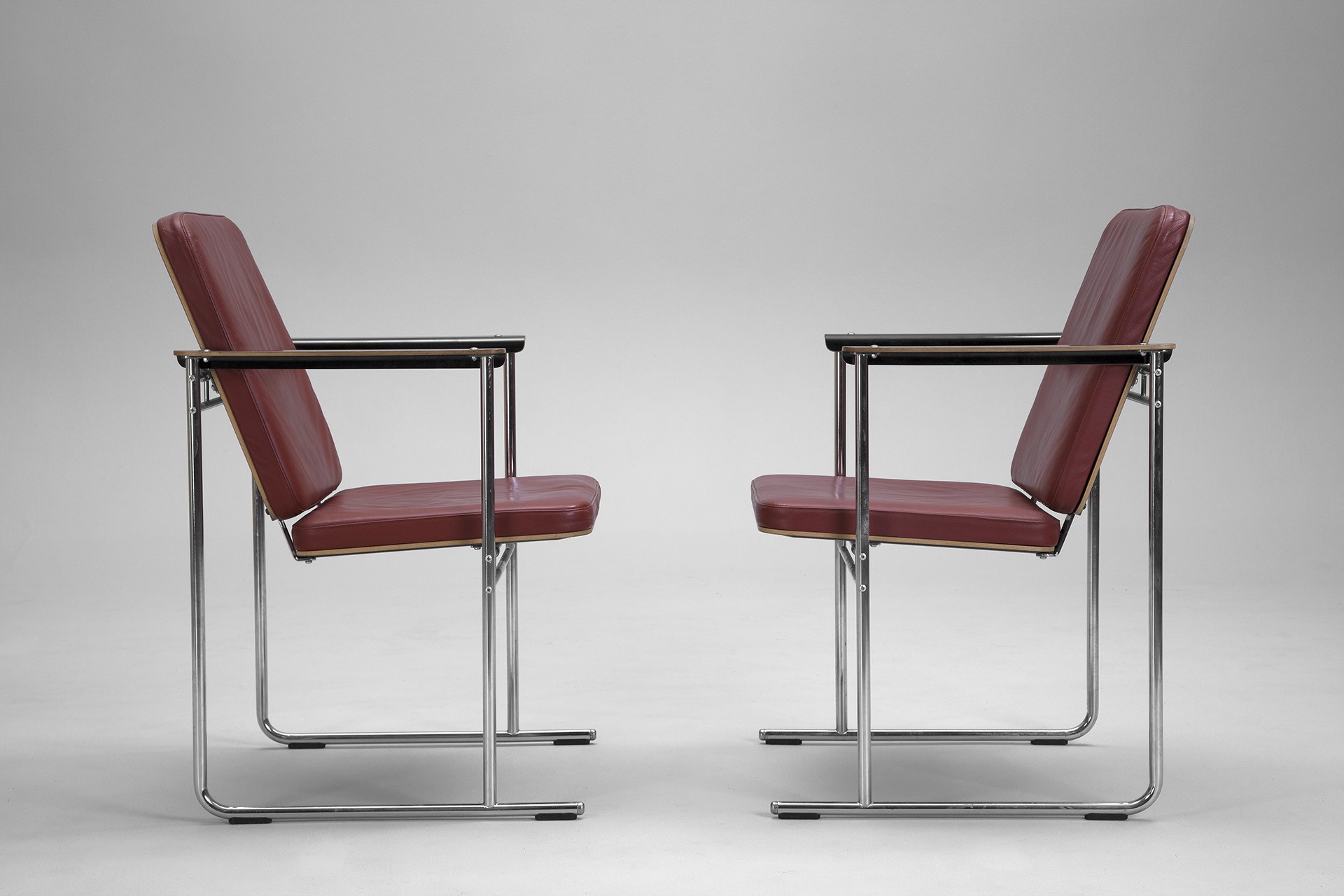 Armchairs image 2