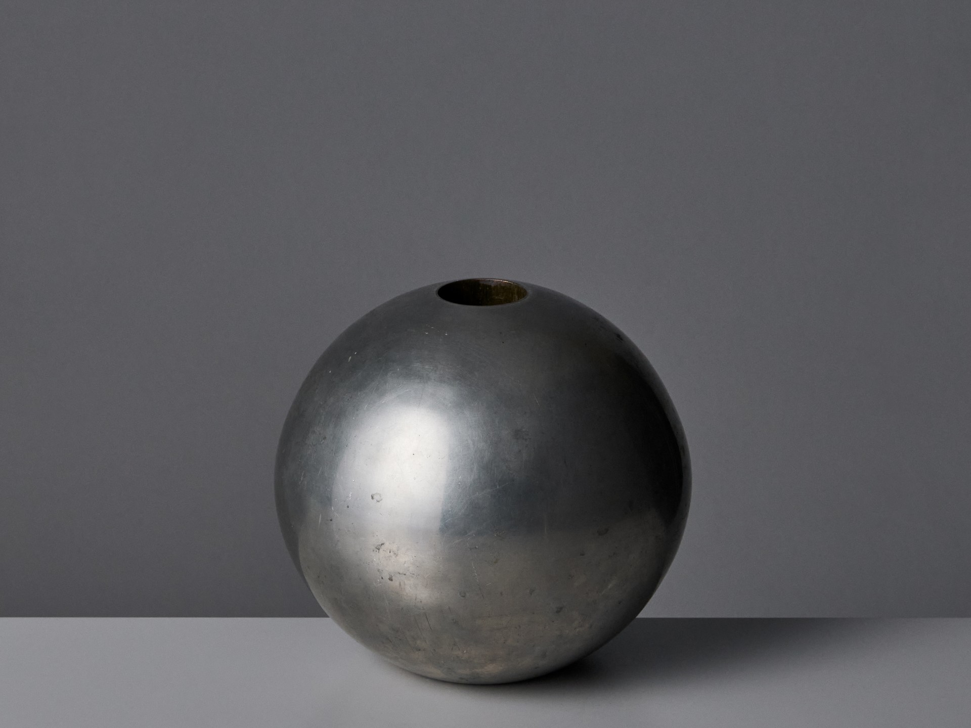 Vase image 2