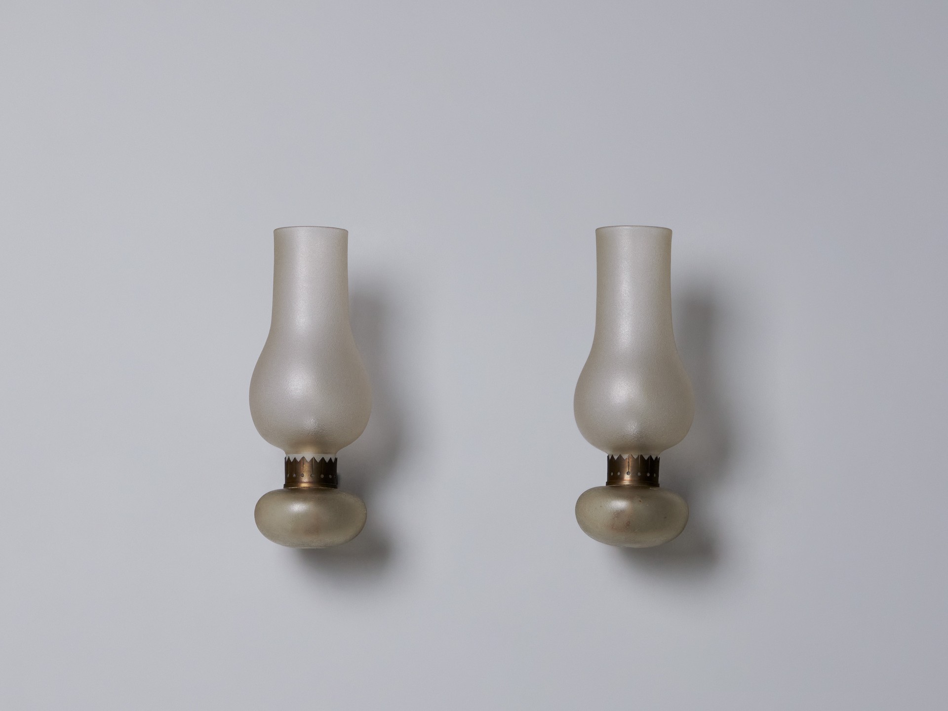 Pair of Wall Lamps image 3