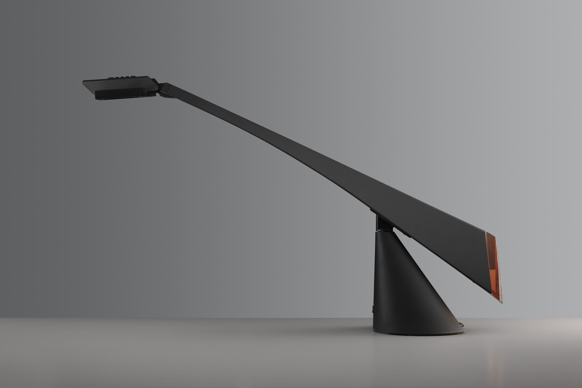 'Messer' Table Lamp