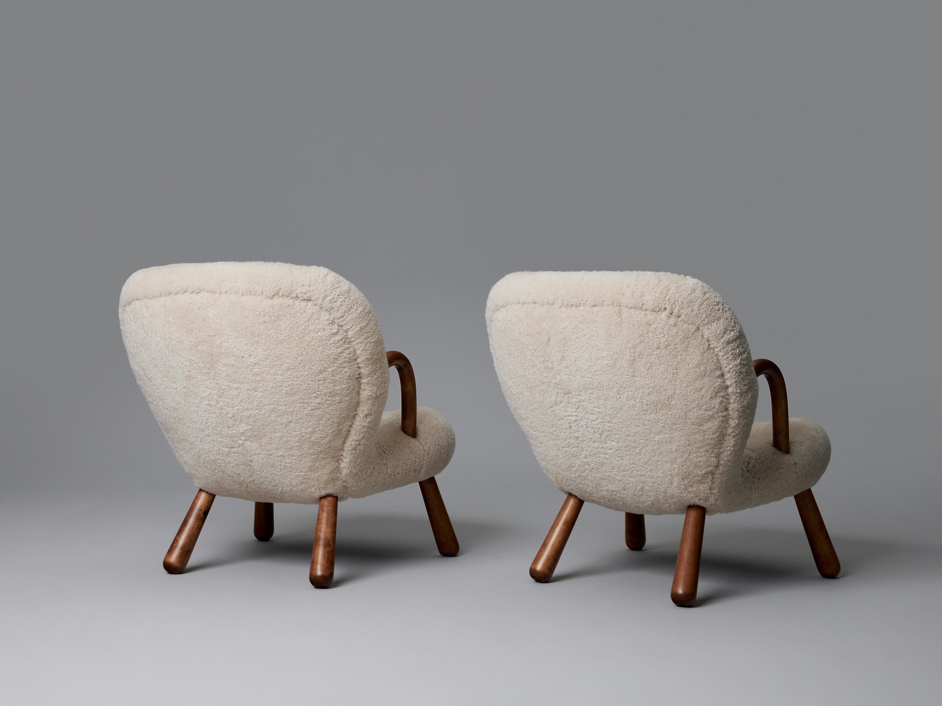 Pair of 'Clam' Armchairs image 4