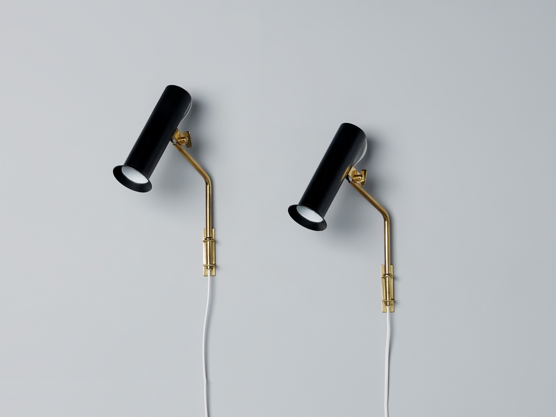 Pair of Wall Lamps image 4