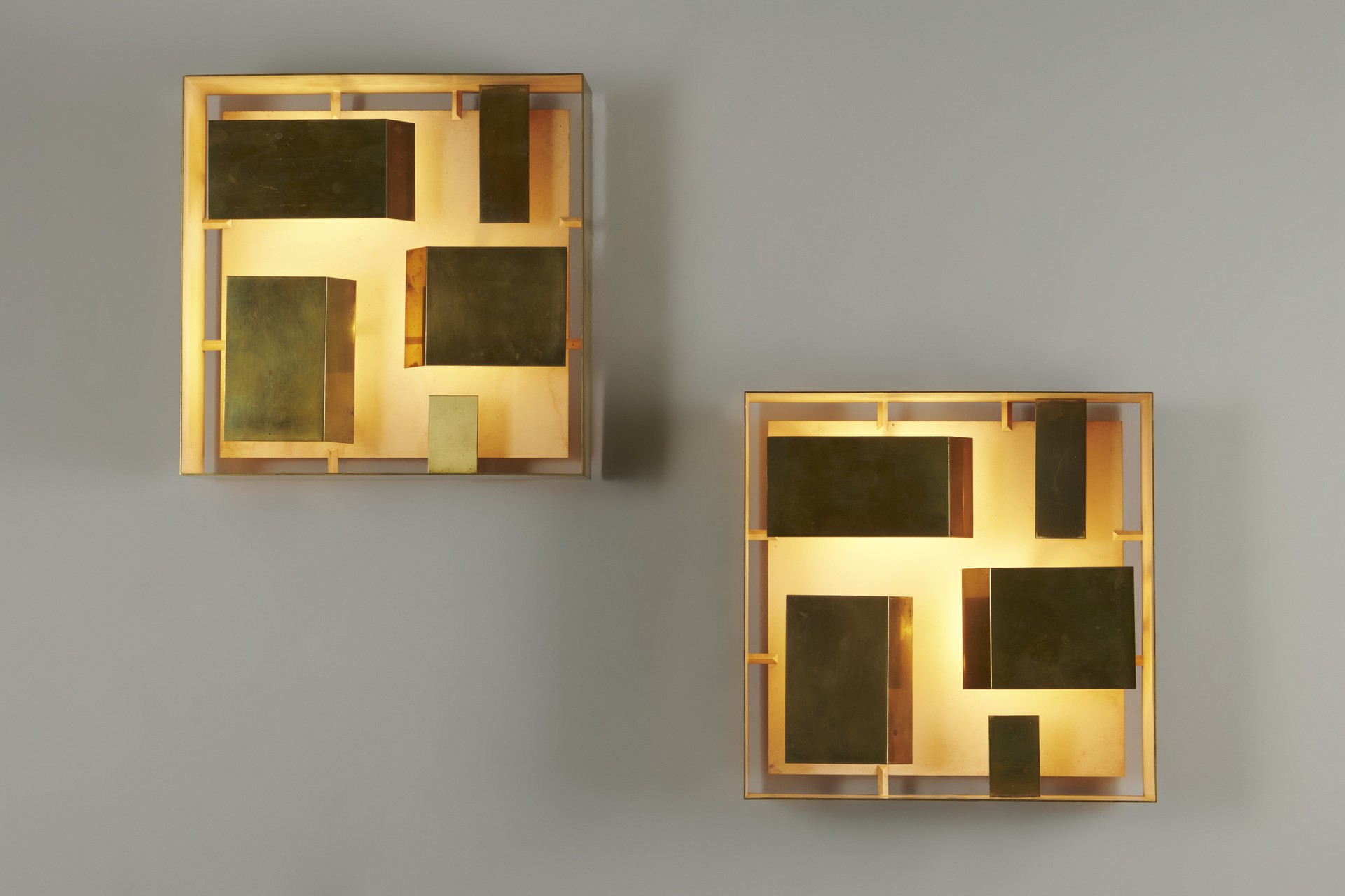 Pair of Wall Lamps image 4