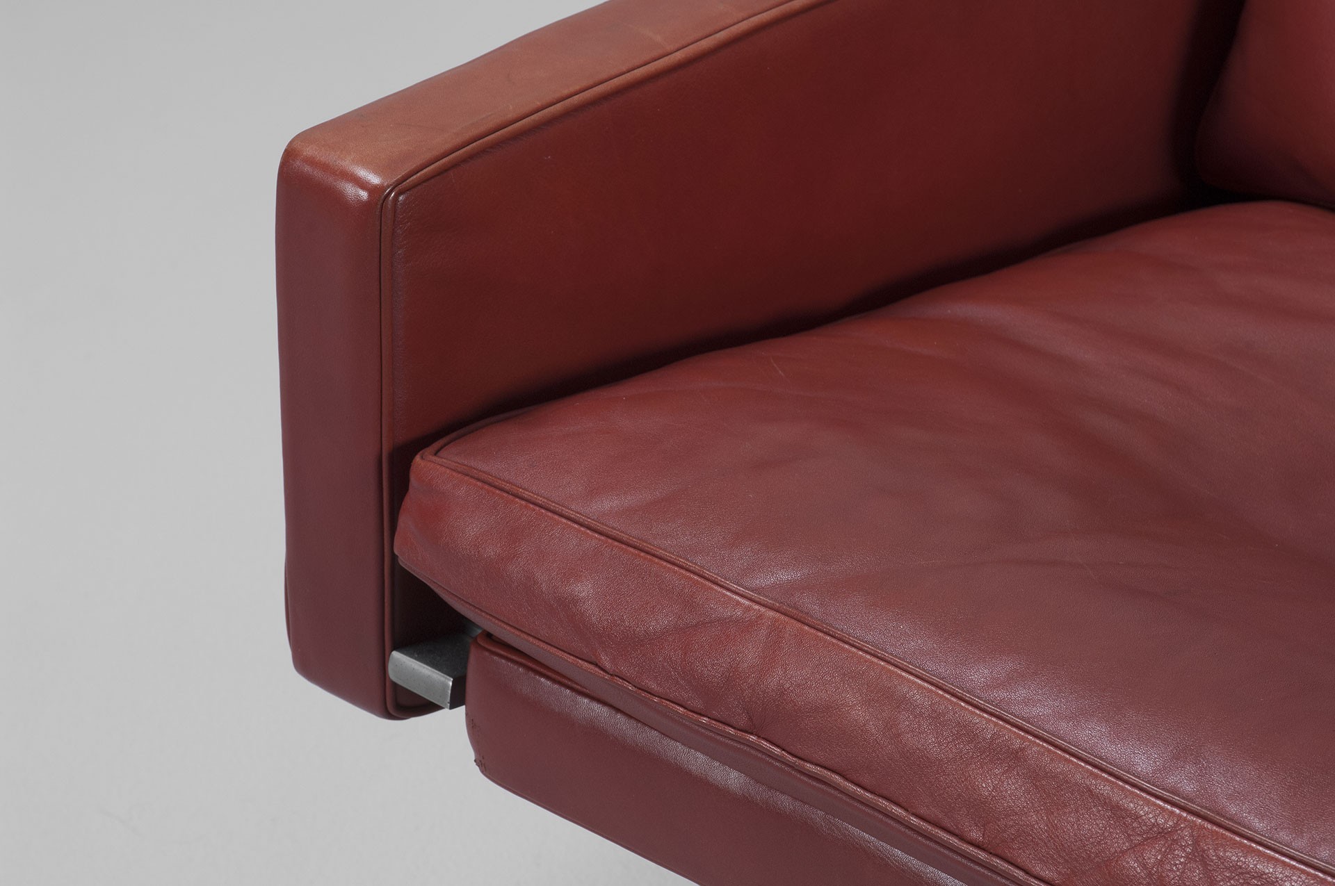 PK31 Armchair image 2