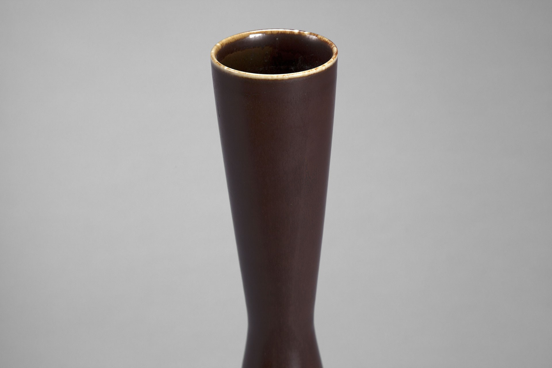 Vase image 2