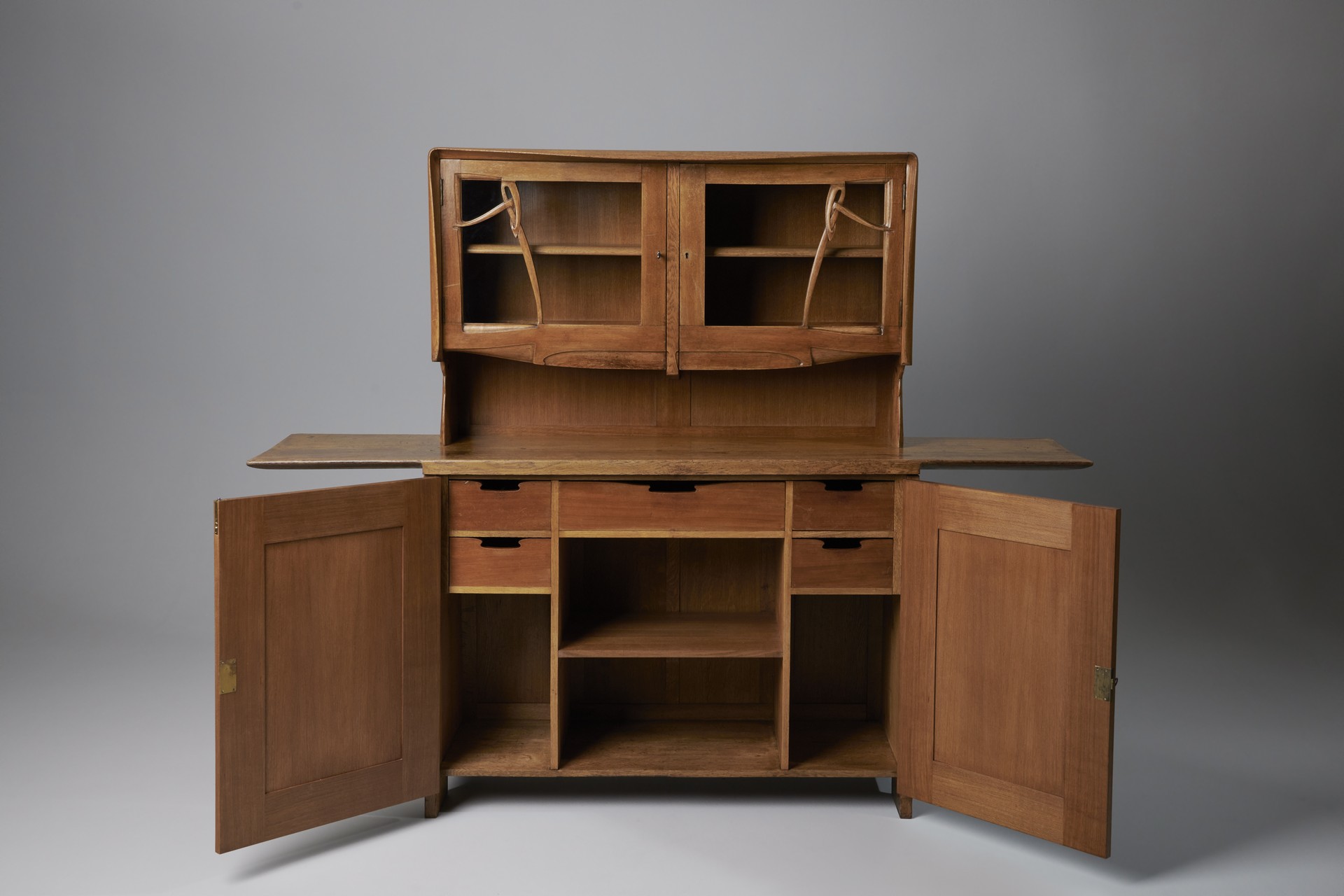 Unique Cabinet image 3