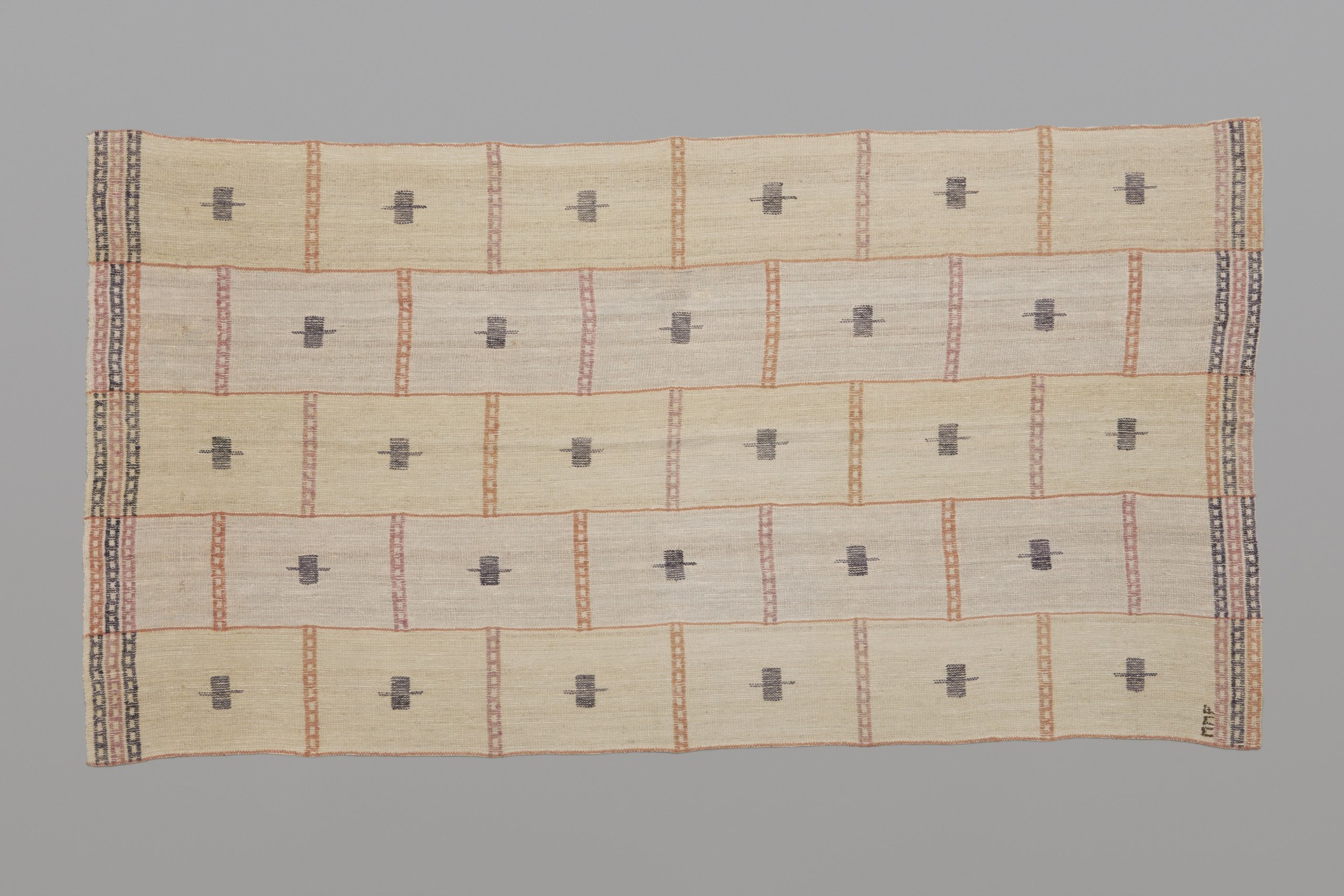 'Gul Våd' Tapestry