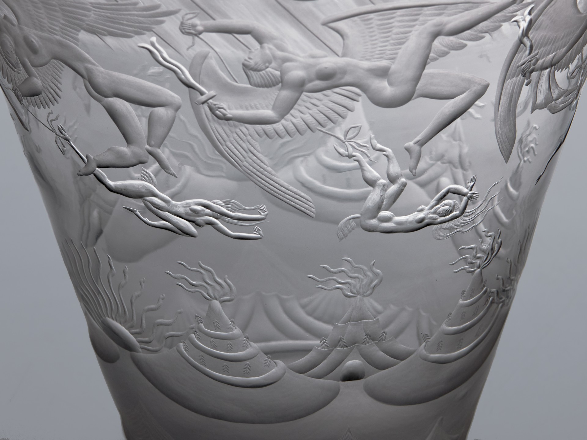 'Heaven and Hell' Vase image 18
