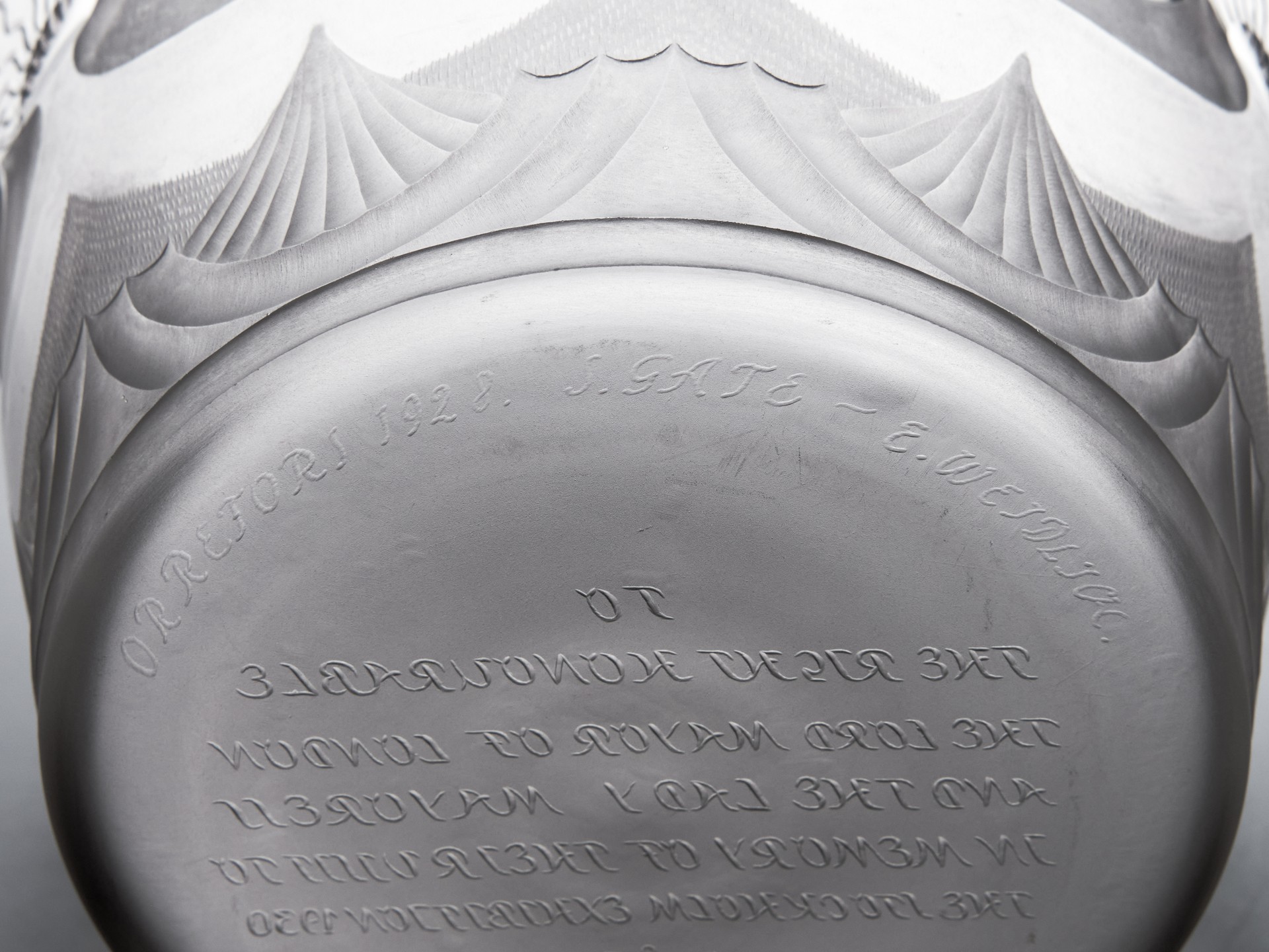 'Heaven and Hell' Vase image 23