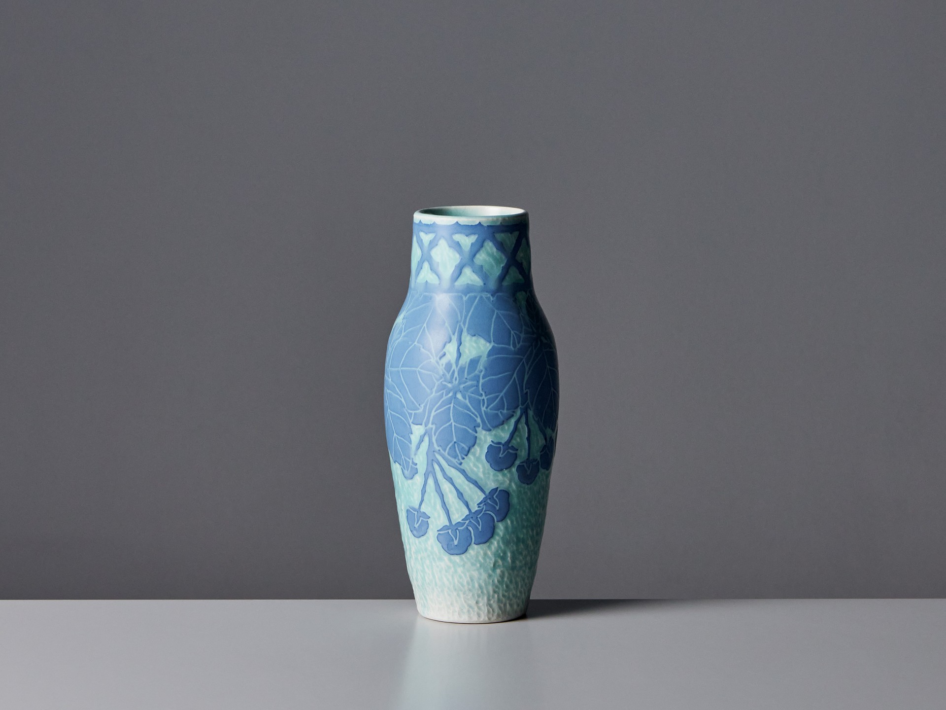 Vase image 3