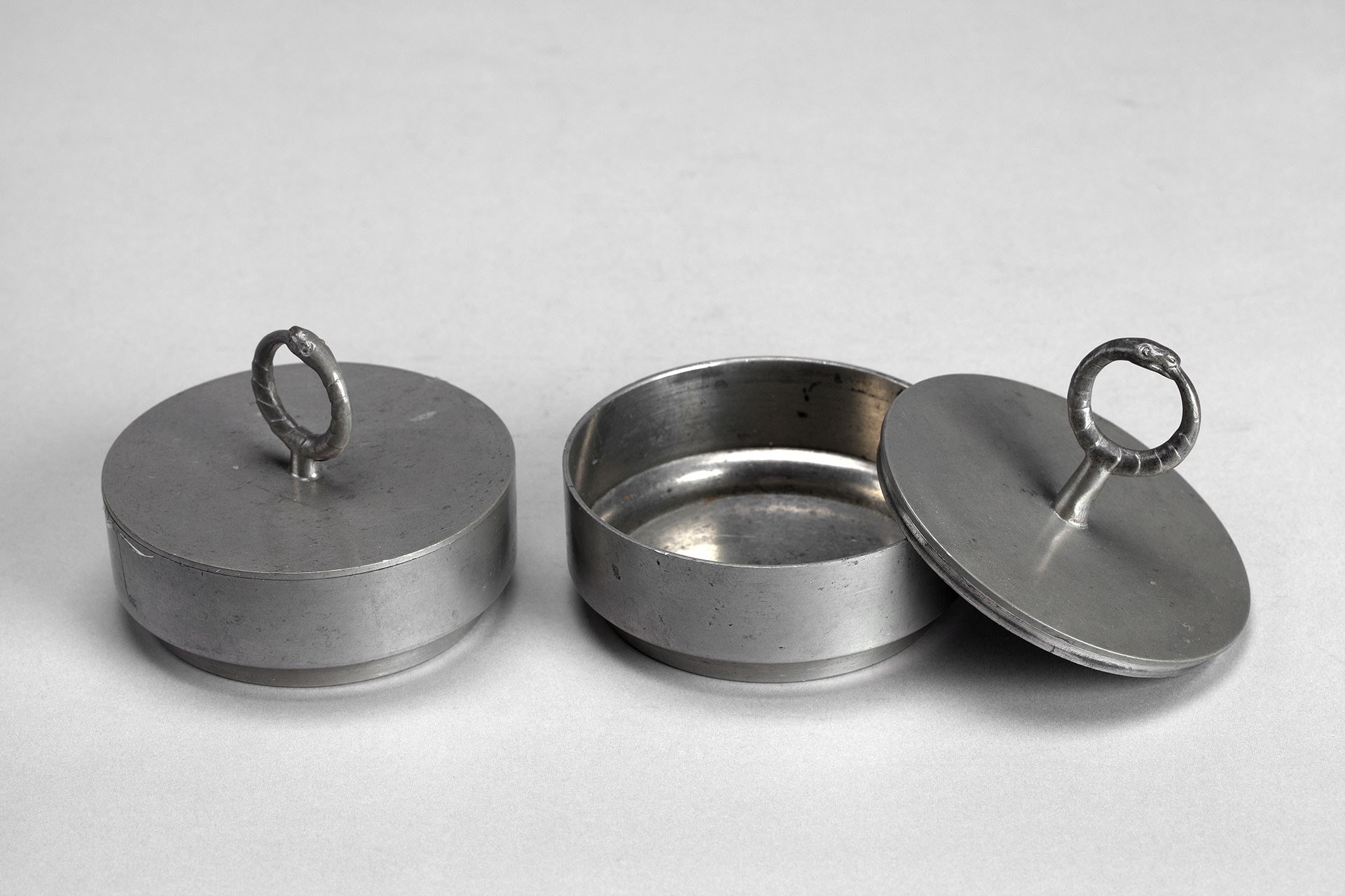 Two Boxes image 2