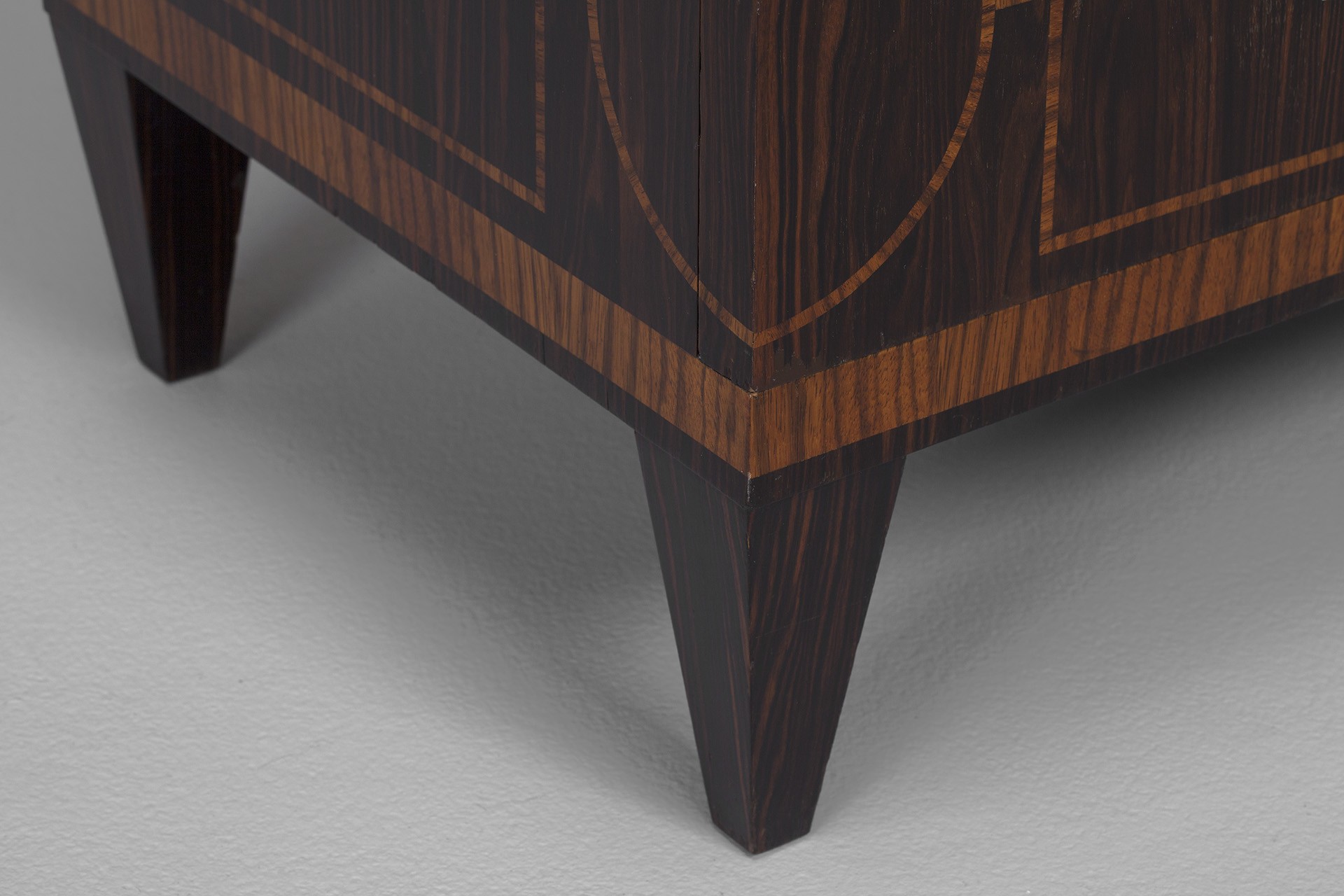Bureau image 7