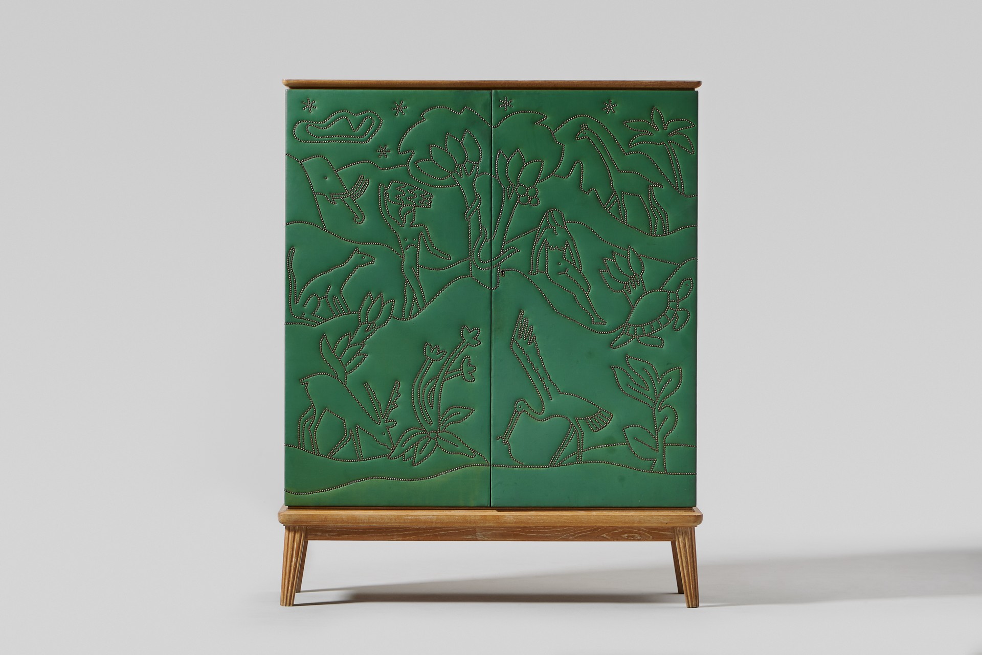 'Paradise' Cabinet image 2