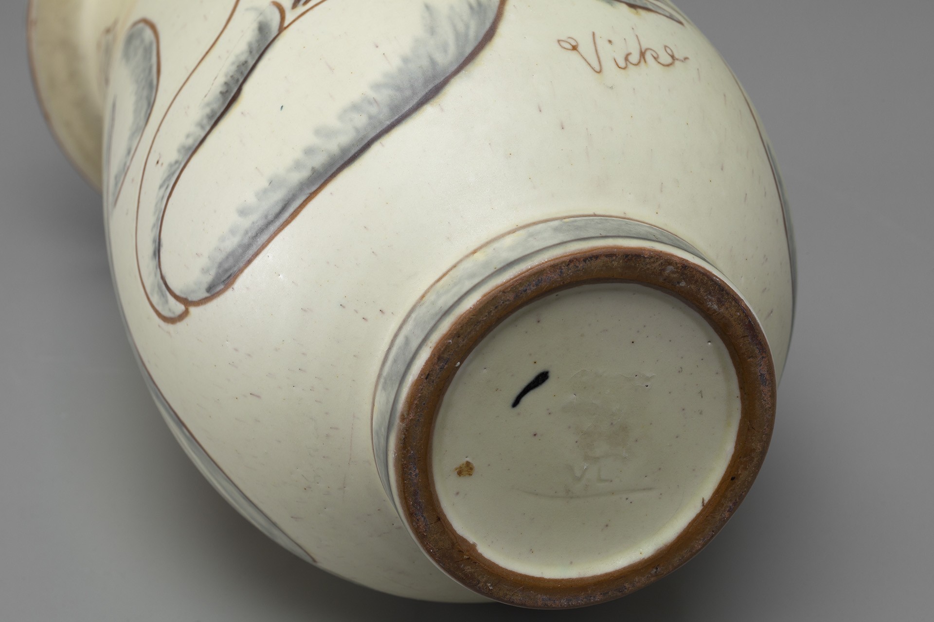 Vase image 6