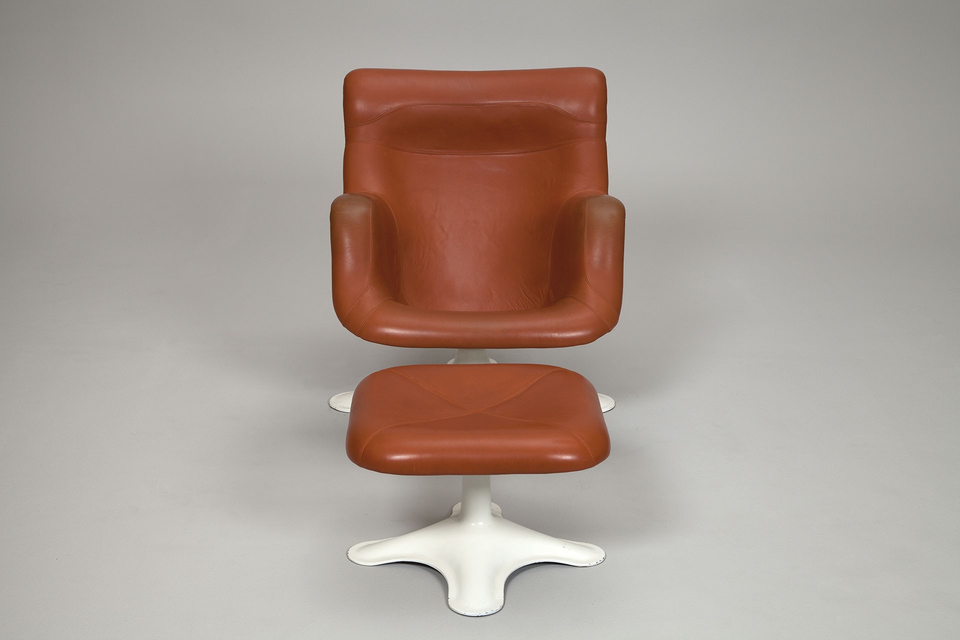 'Karuselli' Easy Chair with Ottoman image 3