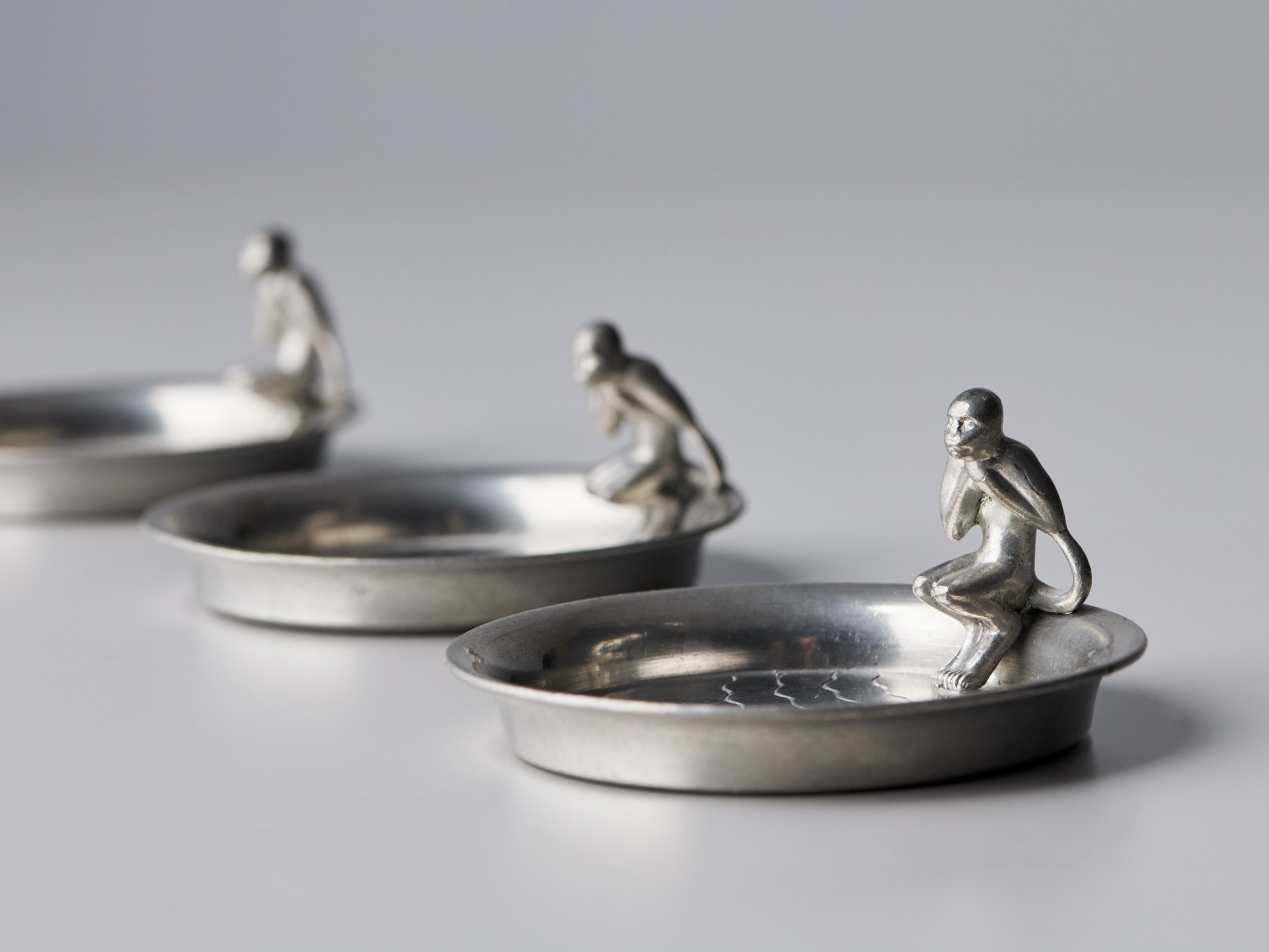 Set of Three Small Trays image 4