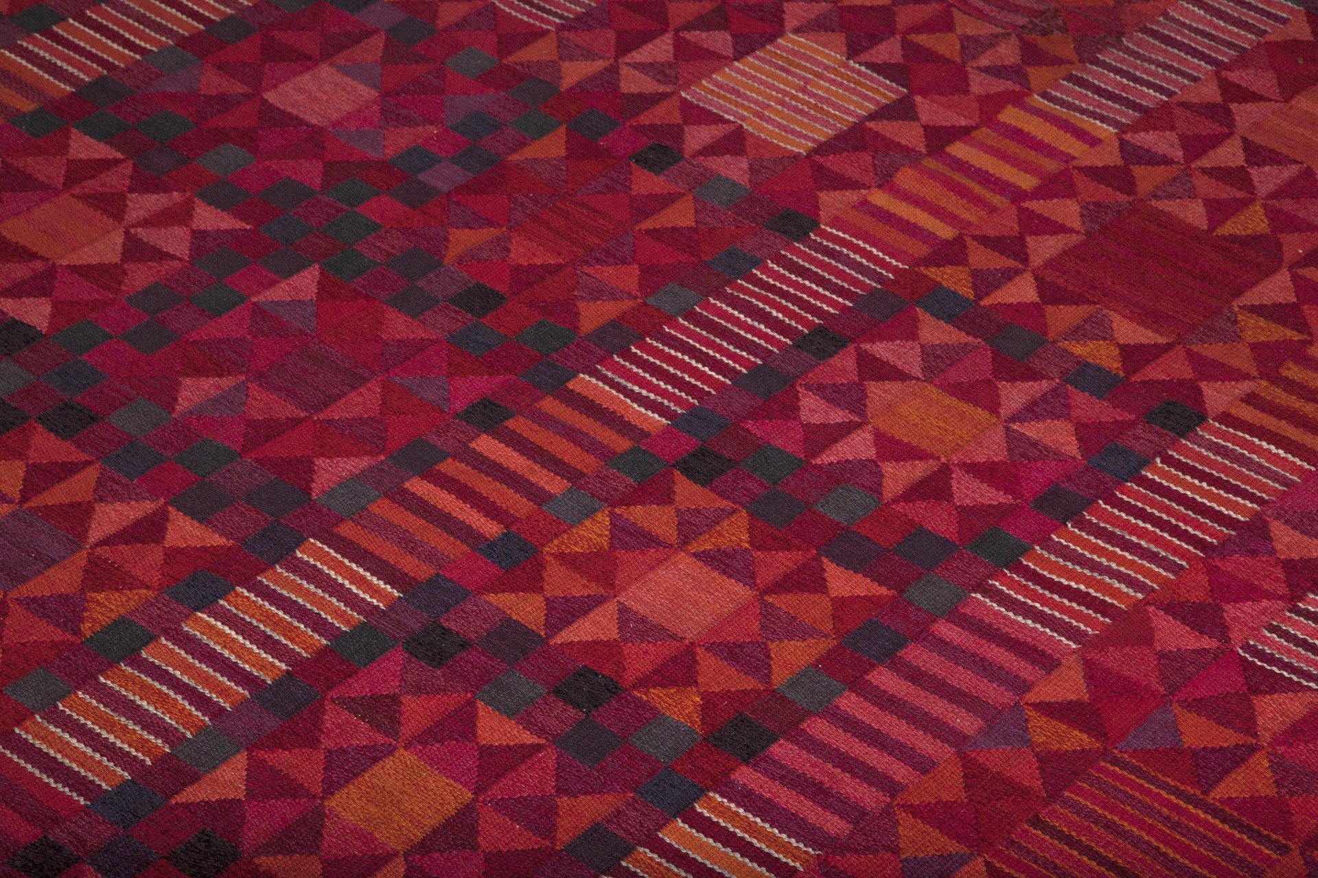 Large Carpet image 4