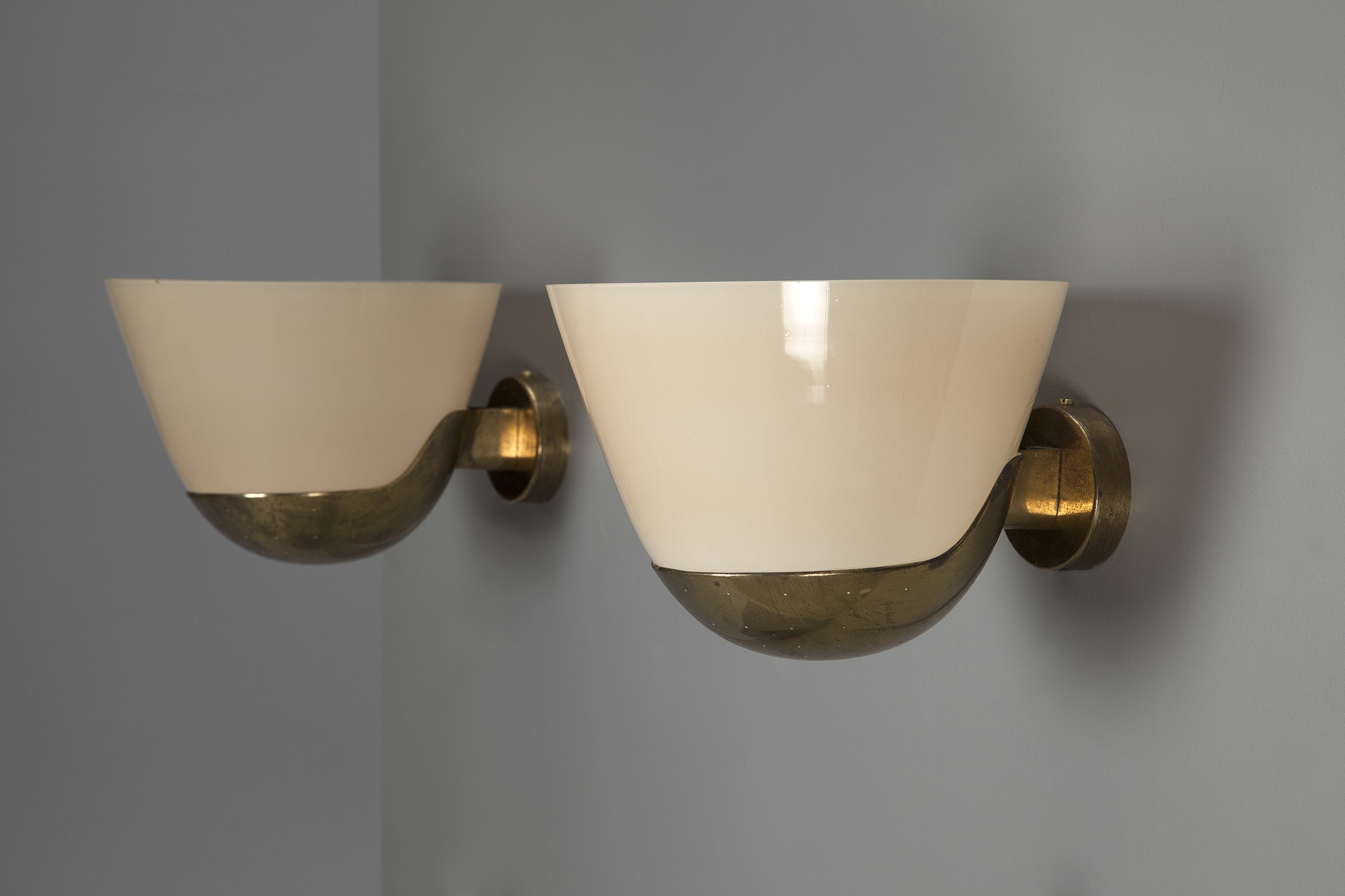 Pair of Wall Lamps image 2