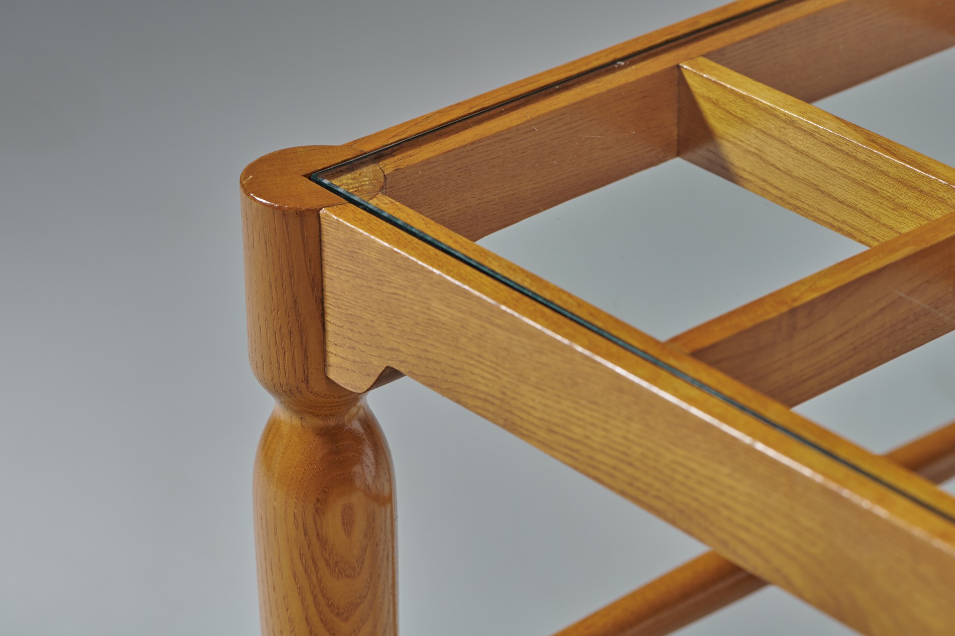 Side / Coffee Table image 5